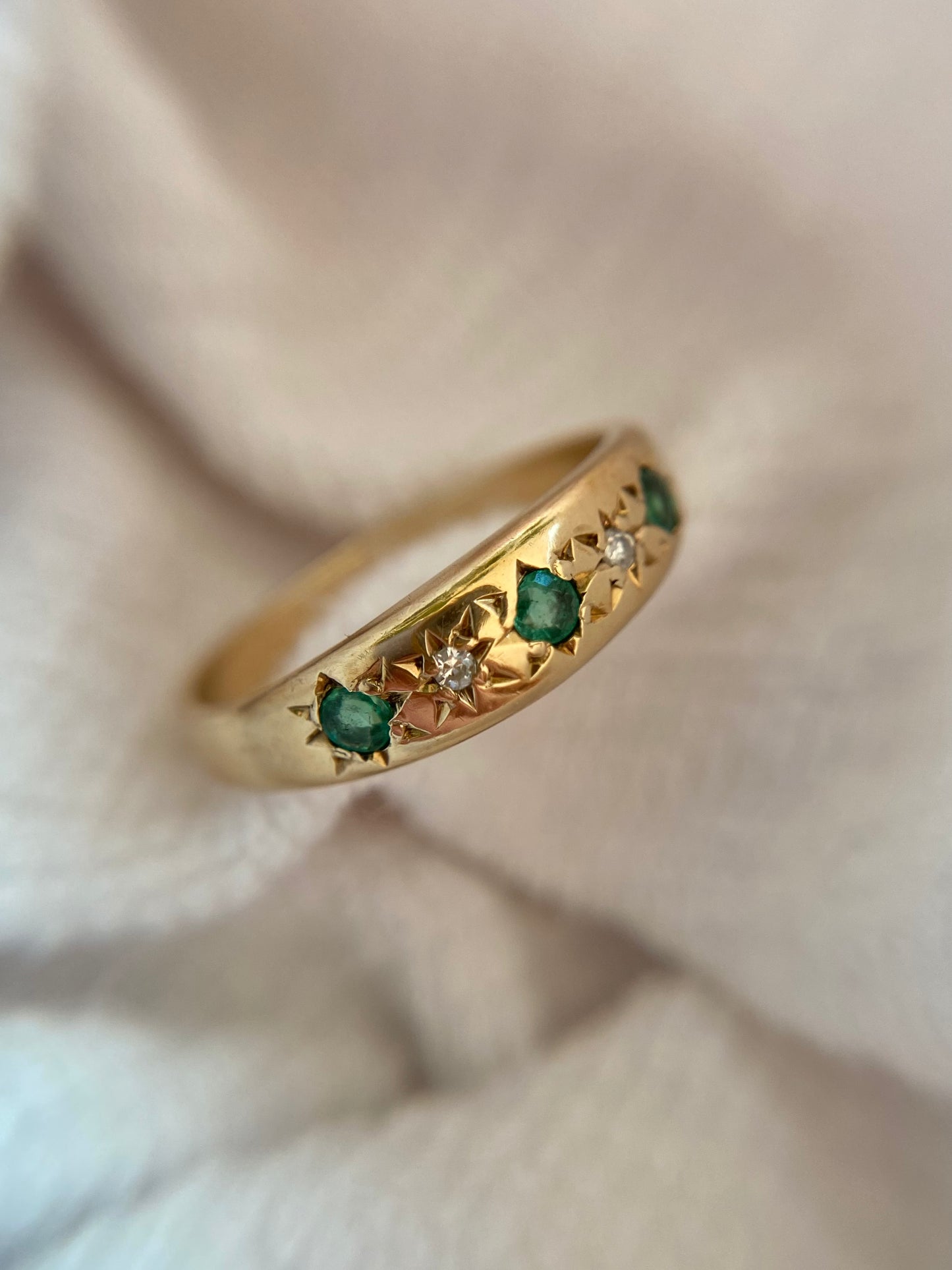 Vintage 9ct Gold Emerald + Diamond Band