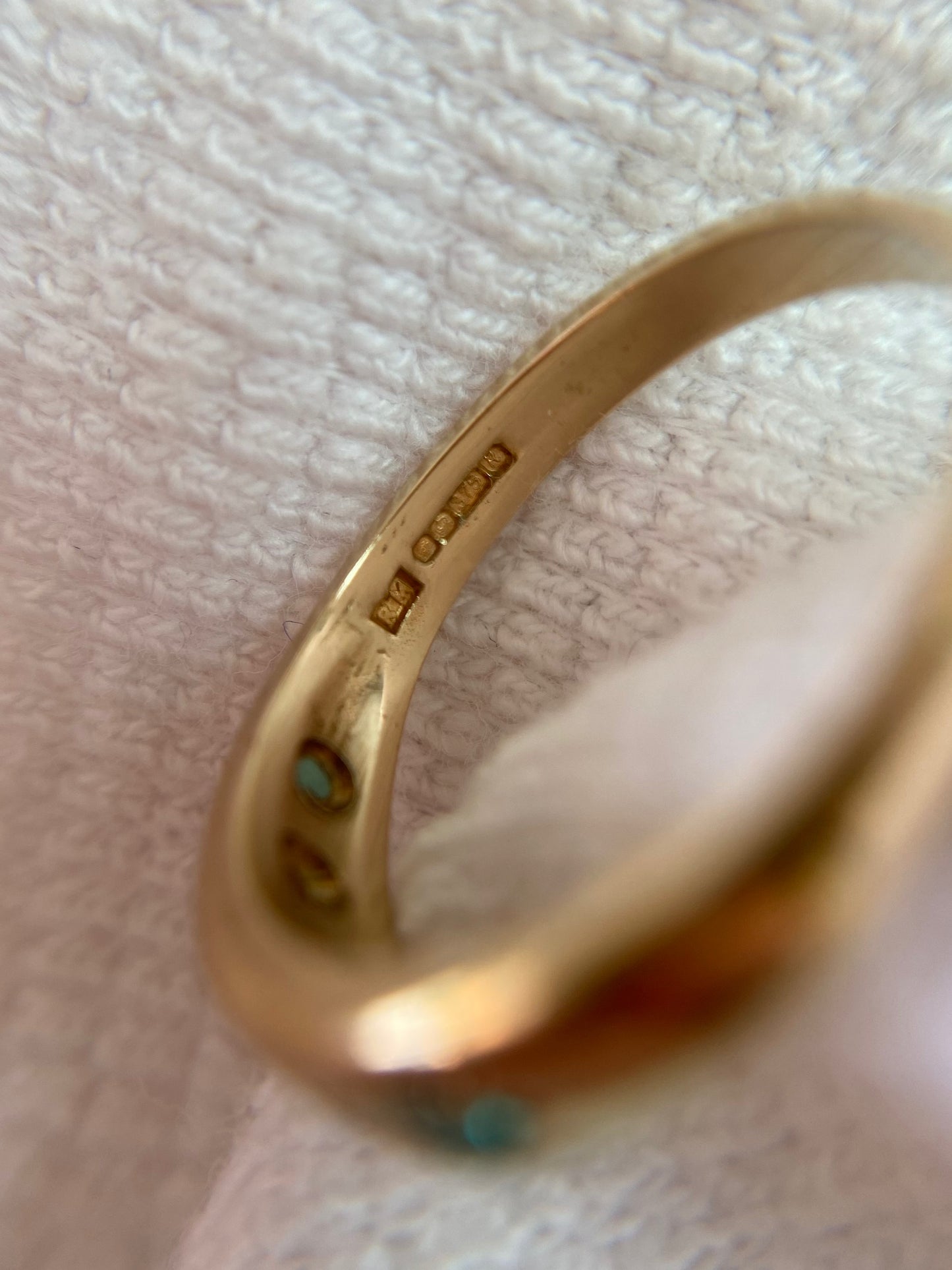 Vintage 9ct Gold Emerald + Diamond Band