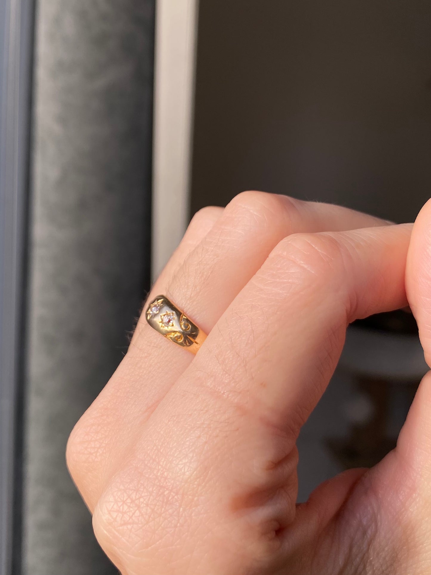 Antique 18ct Gold Diamond Starburst Trilogy Ring