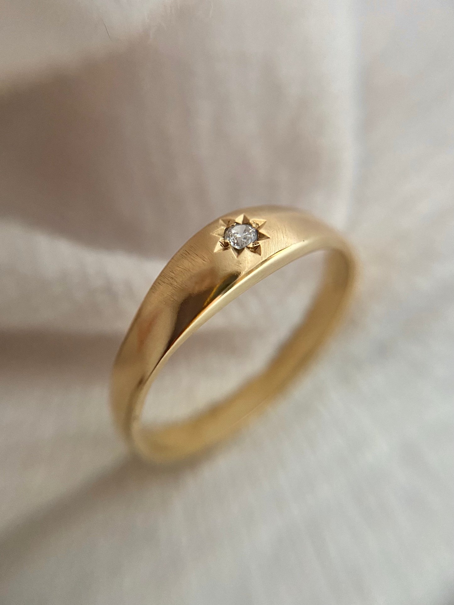 Vintage 9ct Gold Starburst Ring