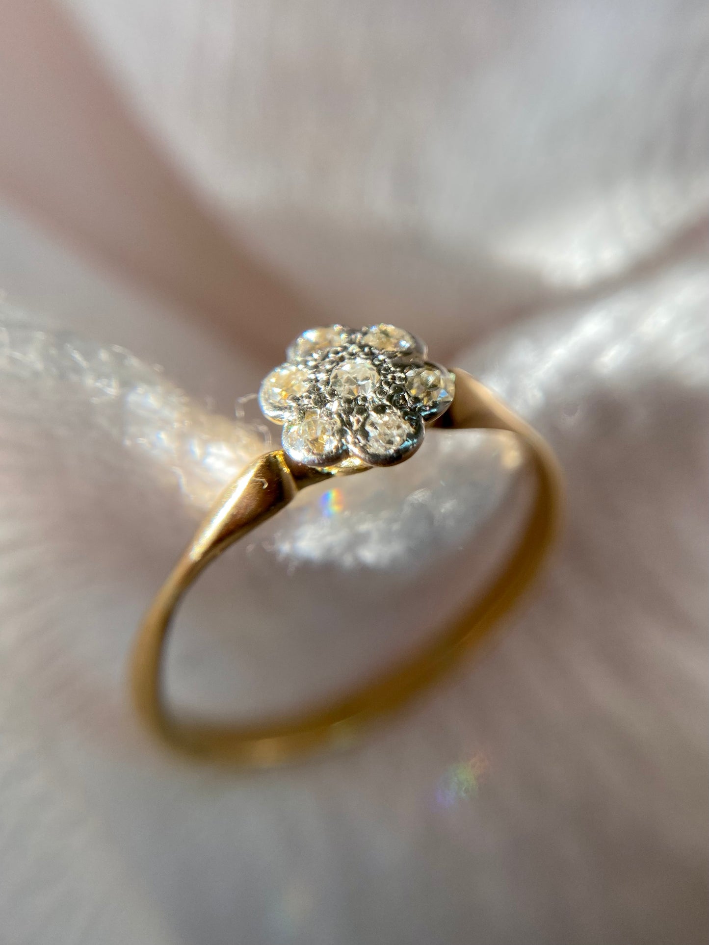 Antique 18ct Gold Diamond Flower Ring