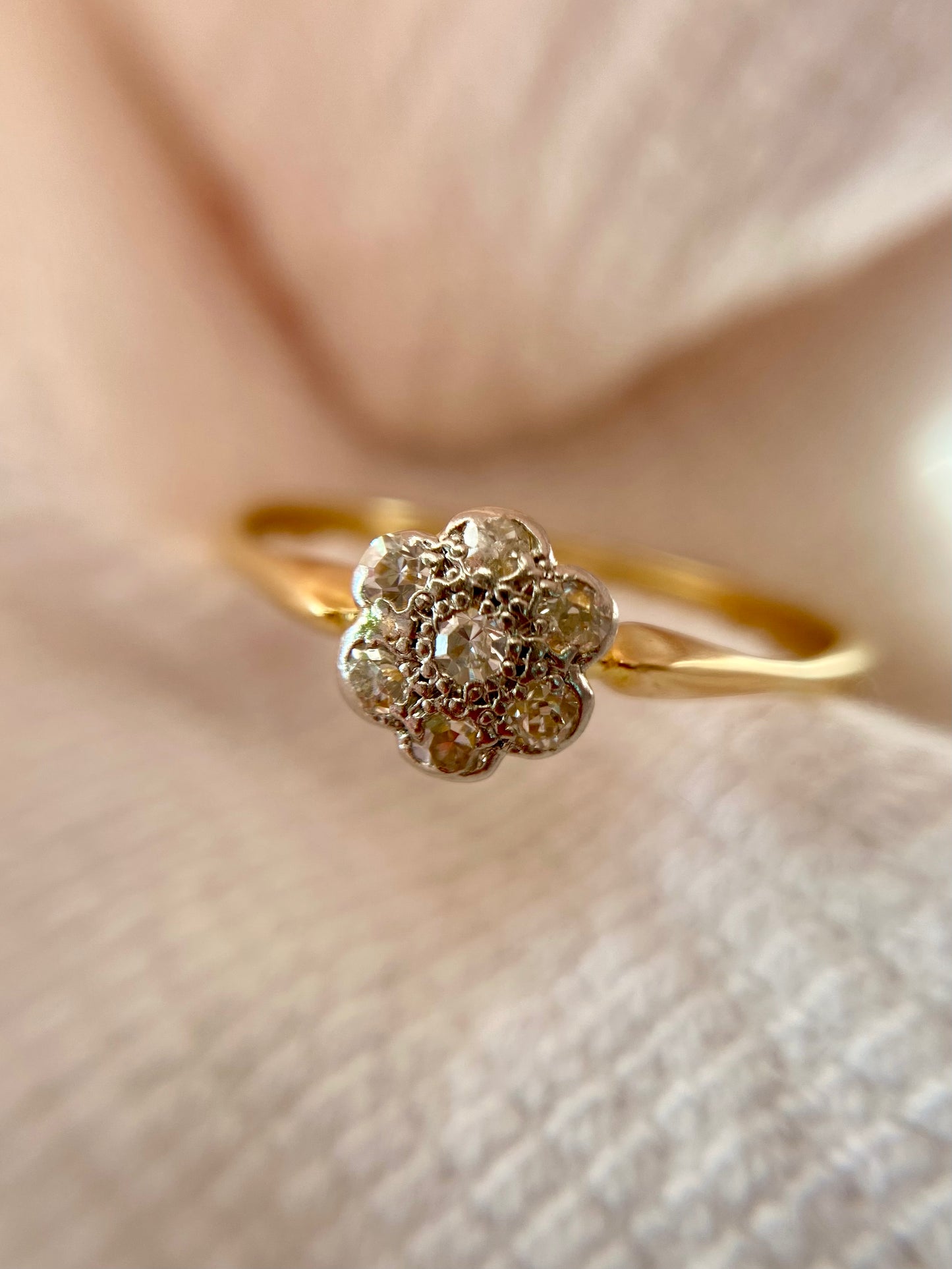 Antique 18ct Gold Diamond Flower Ring