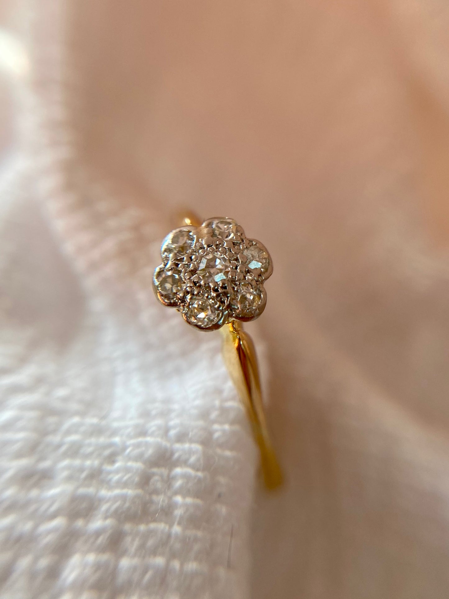 Antique 18ct Gold Diamond Flower Ring