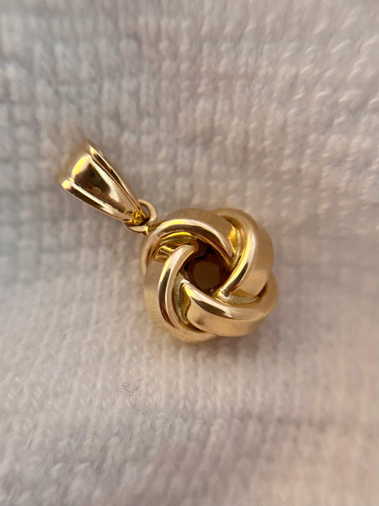 Preloved 14ct Gold Knot Pendant