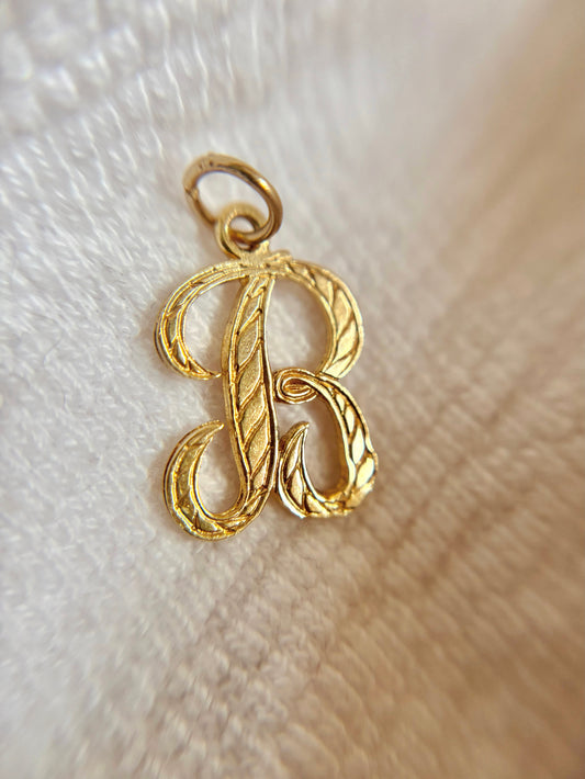 Vintage 9ct Gold Letter B Pendant