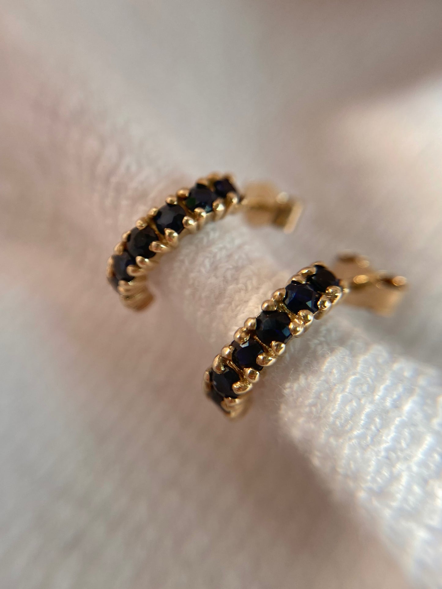 Vintage 9ct Gold Sapphire Half Hoop Studs
