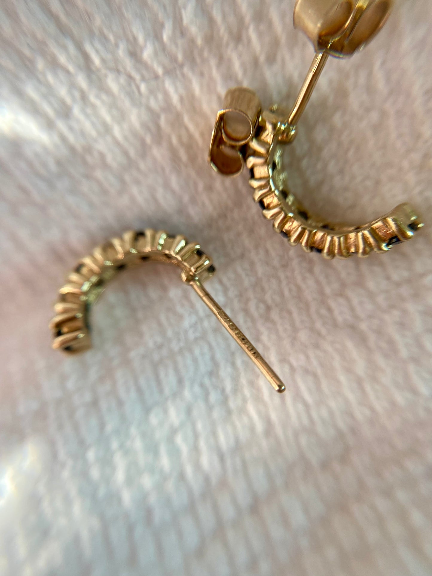 Vintage 9ct Gold Sapphire Half Hoop Studs