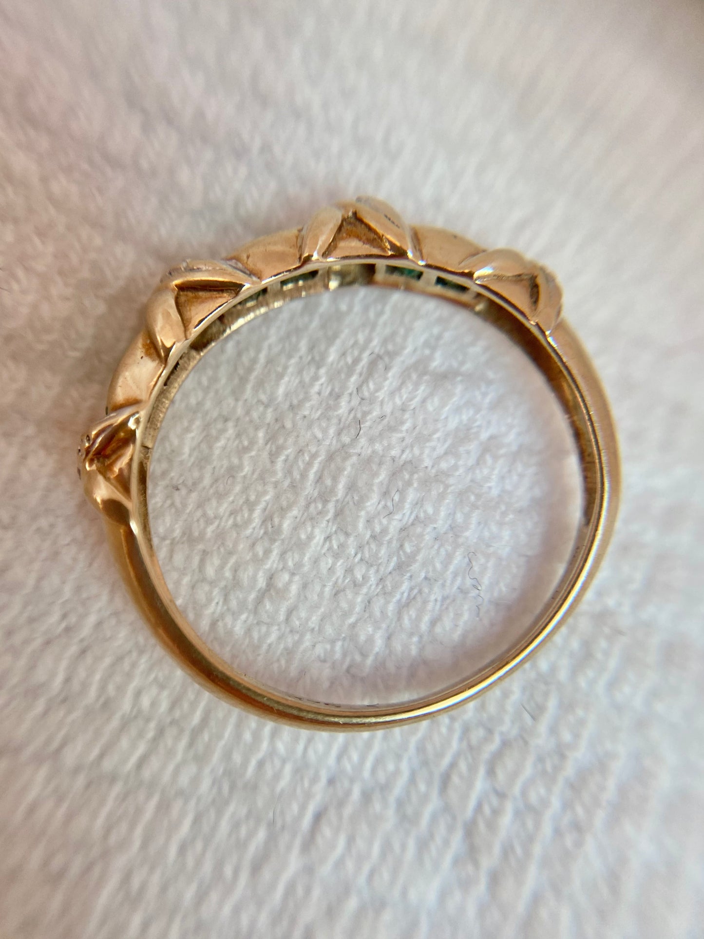 Vintage 9ct Gold Emerald + Diamond Ring