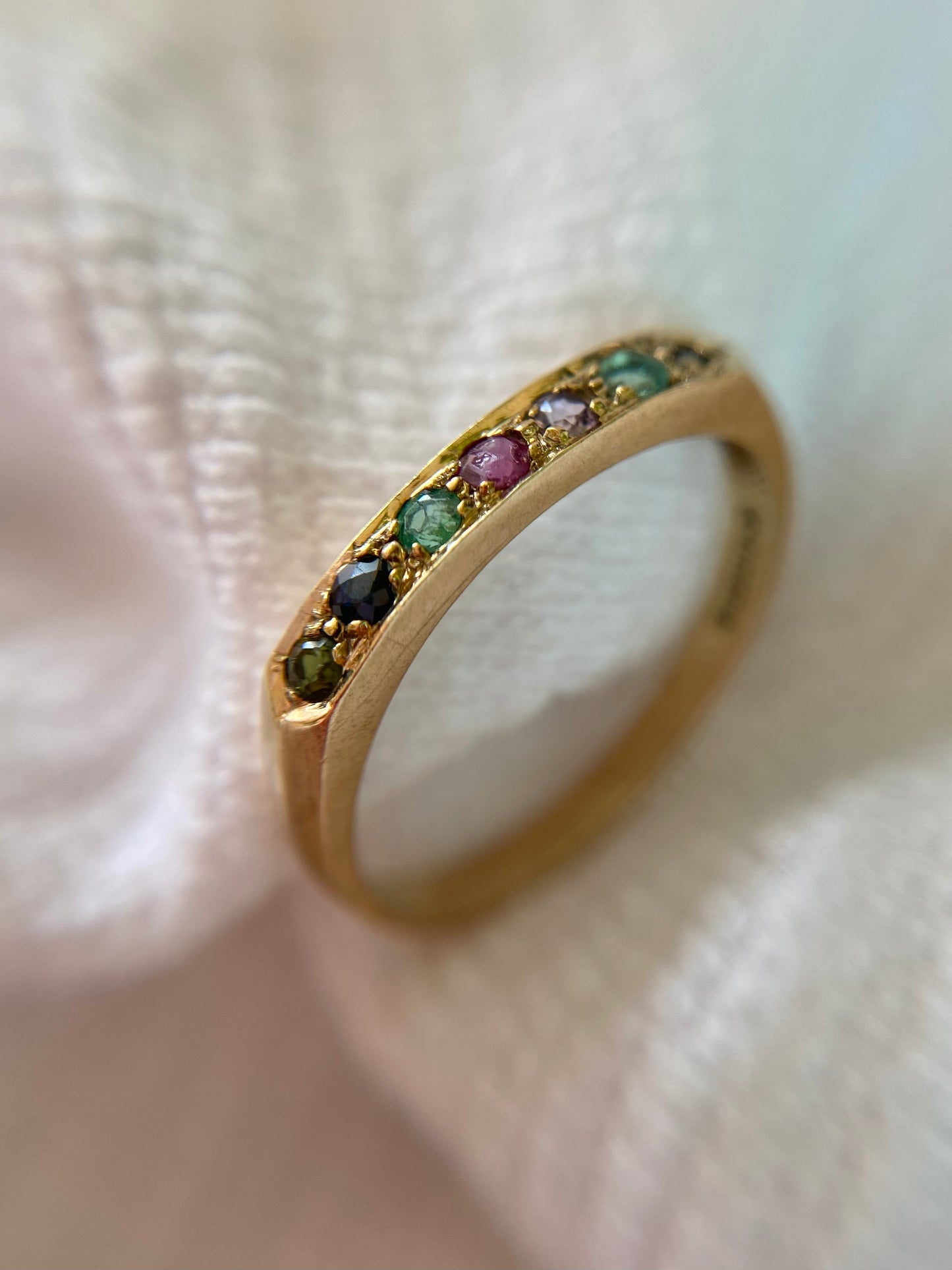 Vintage 9ct Gold DEAREST Ring