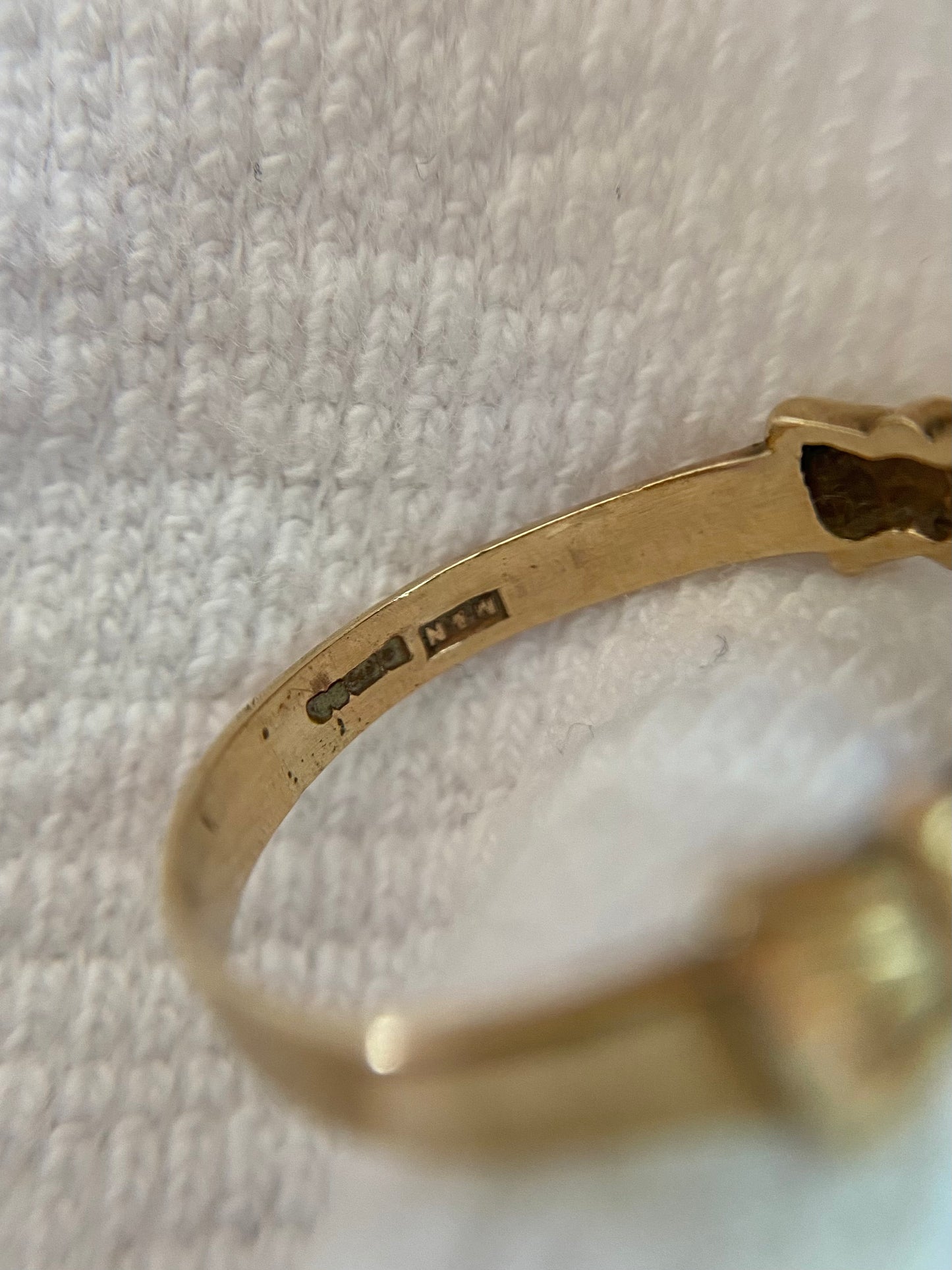 Vintage 9ct Gold Claddagh Ring