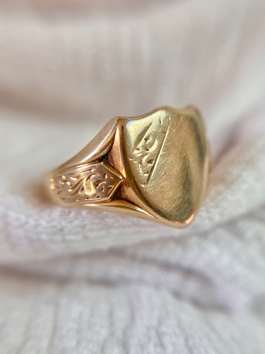 Vintage 9ct Gold Shield Ring
