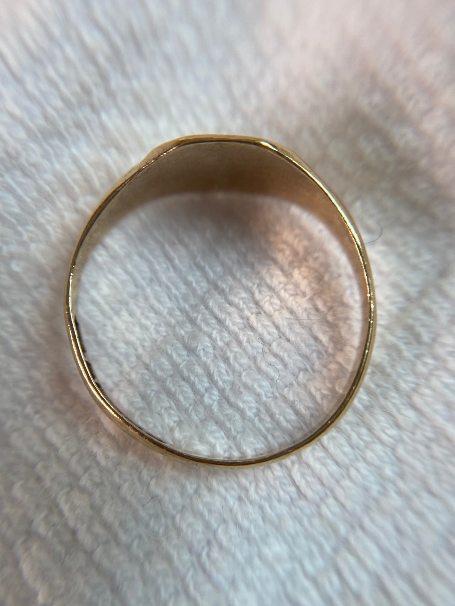 Vintage 9ct Gold Floral Signet Ring