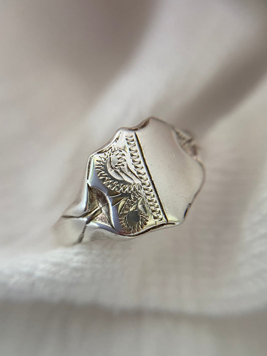 Preloved Silver Shield Ring