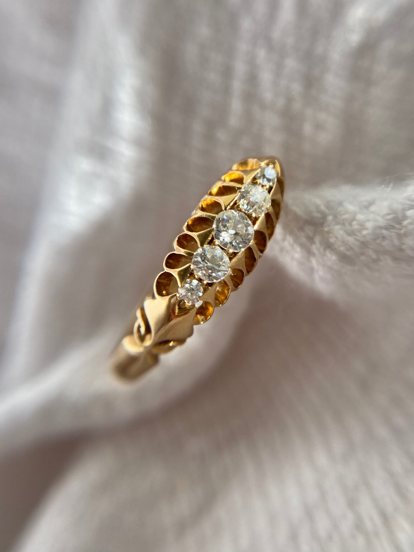 Antique 18ct Gold Diamond Boat Ring