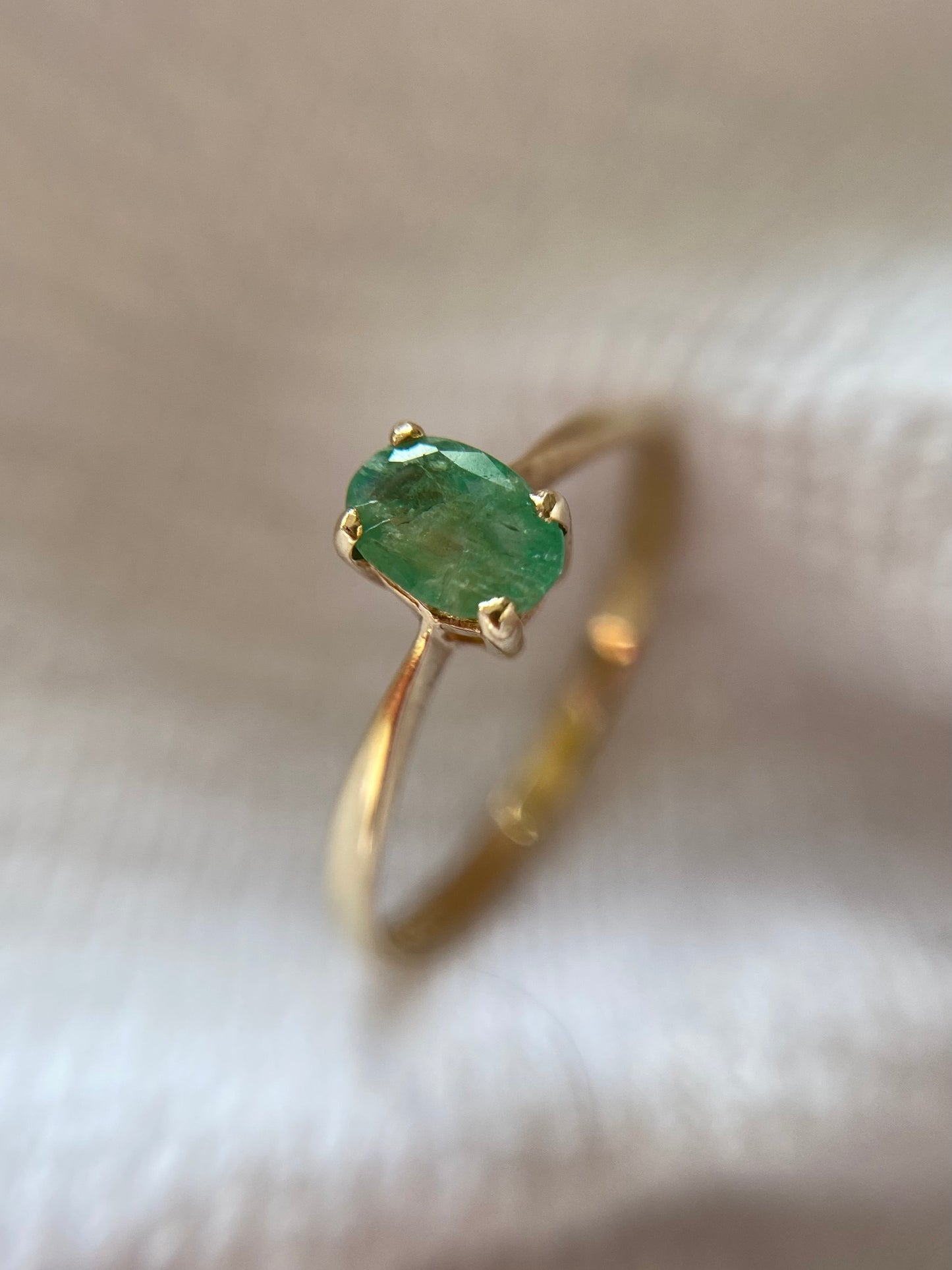 Vintage 9ct Gold Emerald Solitaire Ring