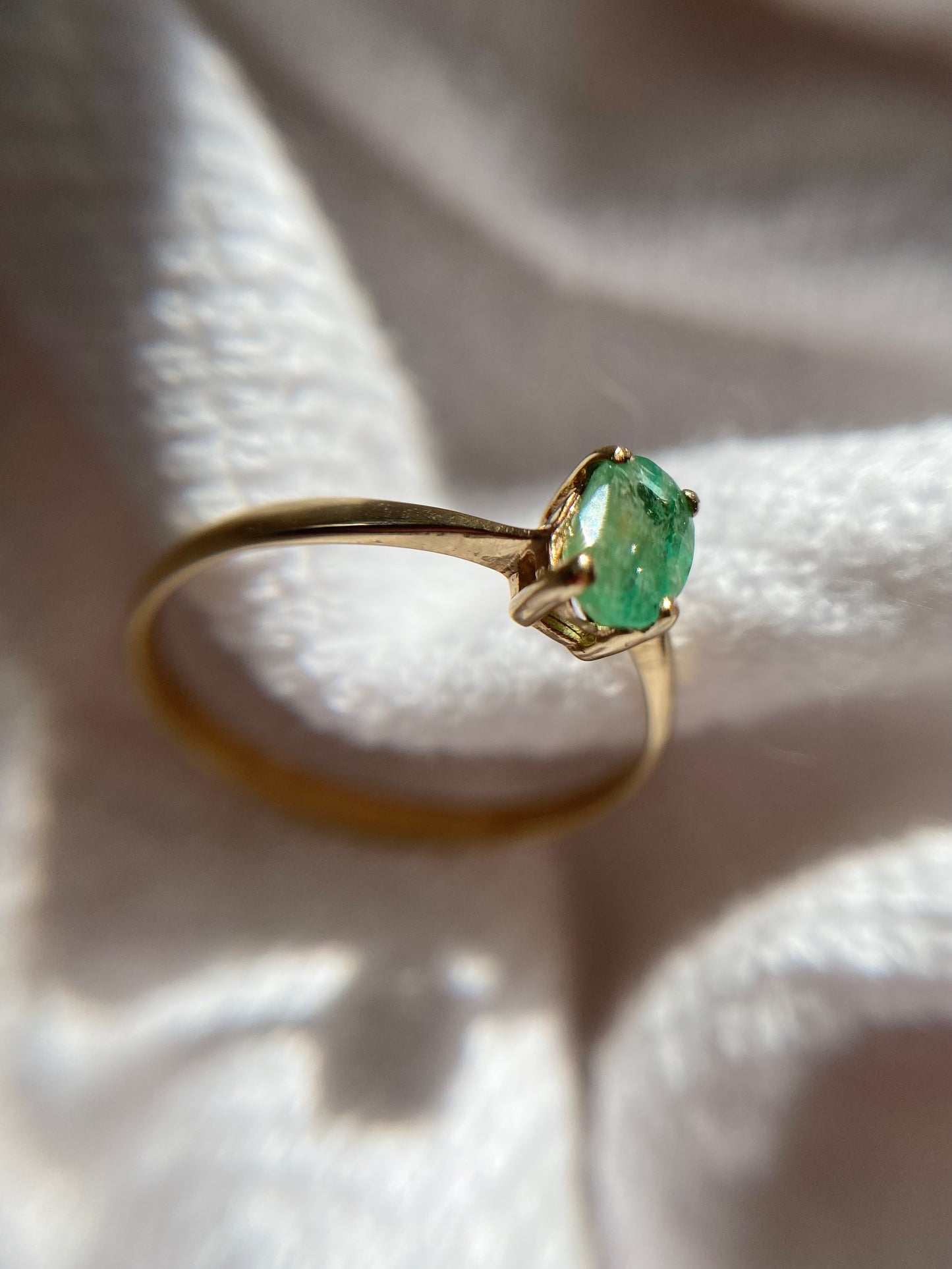 Vintage 9ct Gold Emerald Solitaire Ring
