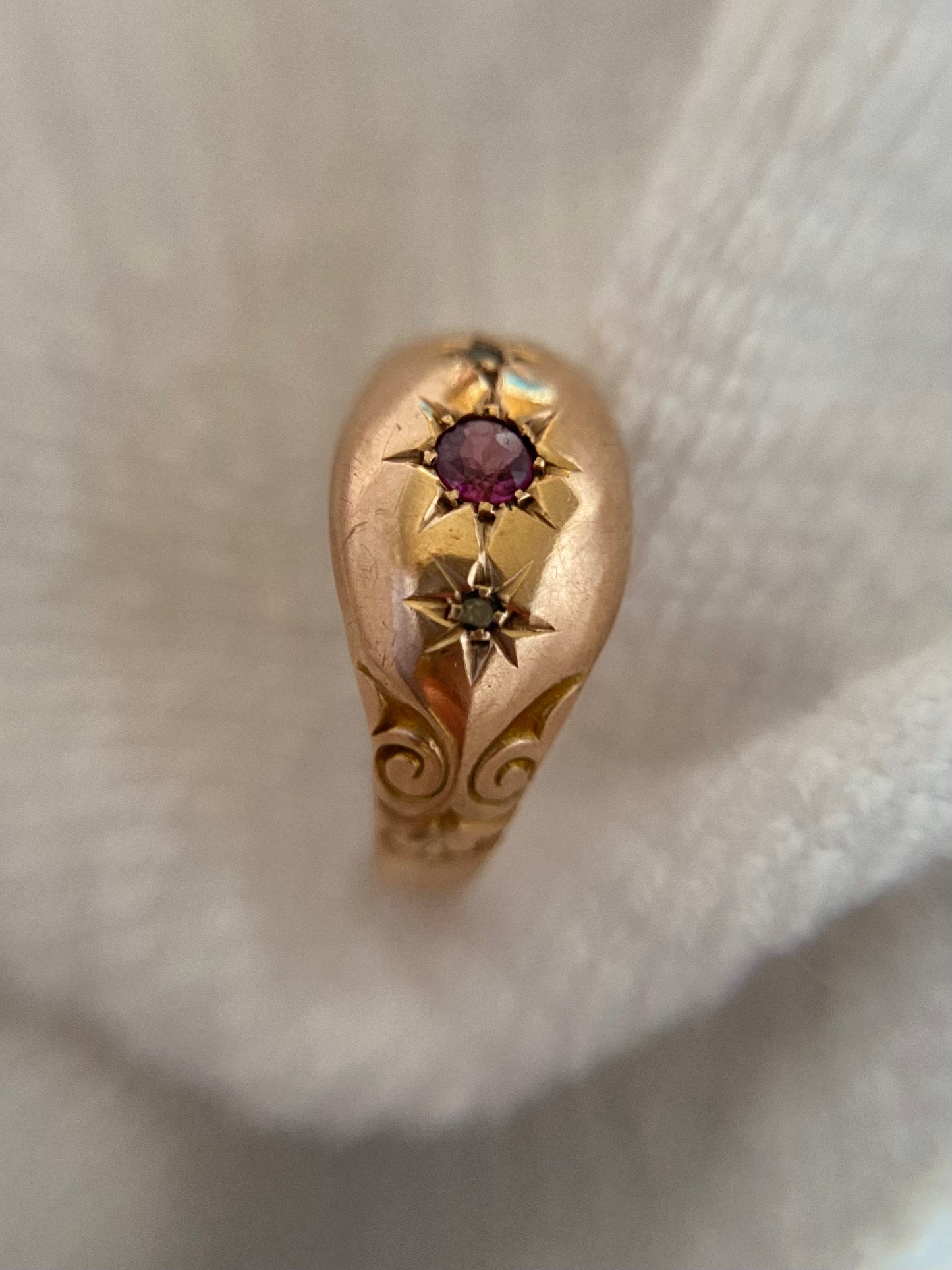 Antique 9ct Gold Garnet + Diamond Starburst Trilogy Ring