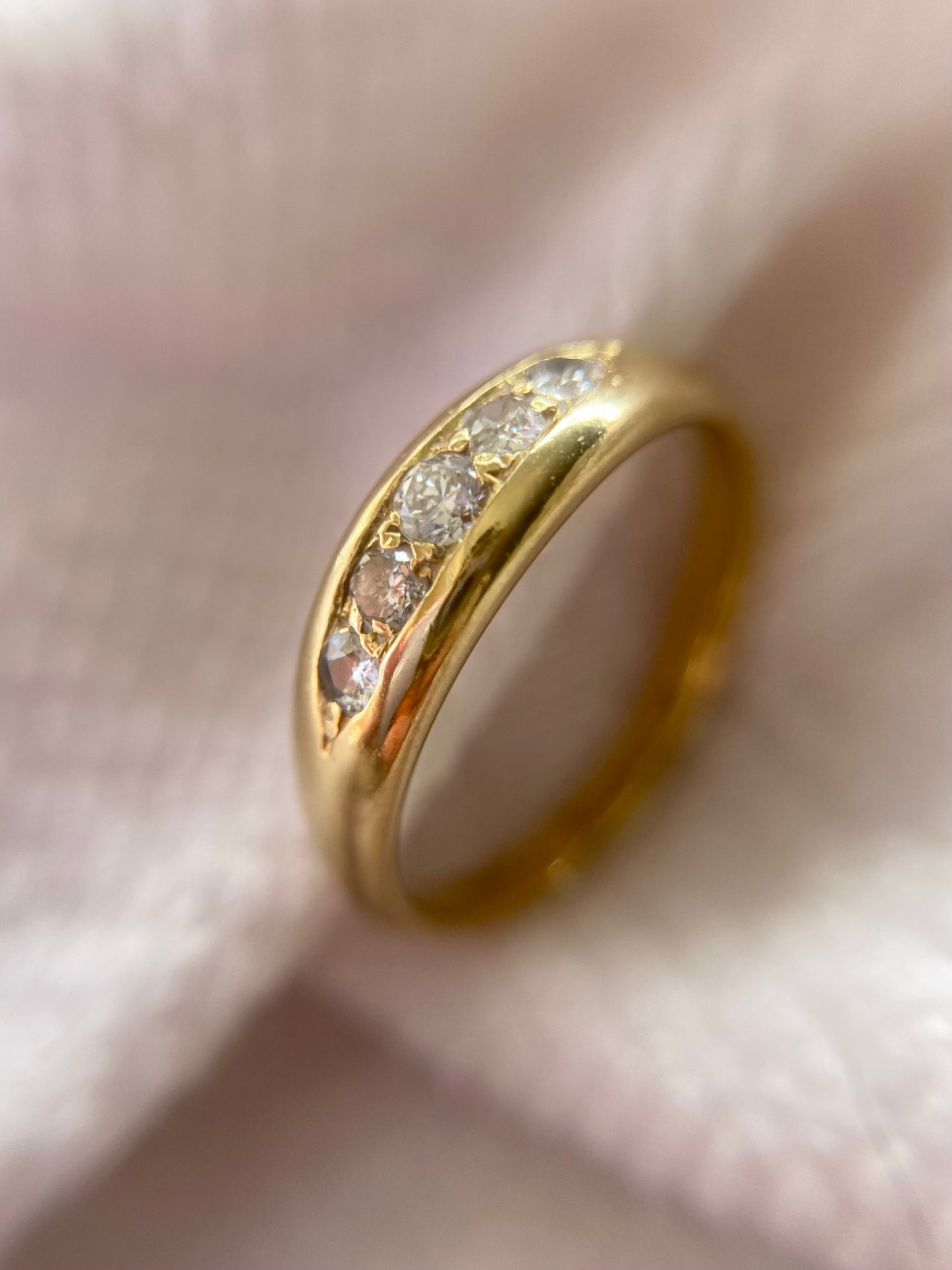 Antique 18ct Gold 5 Diamond Ring