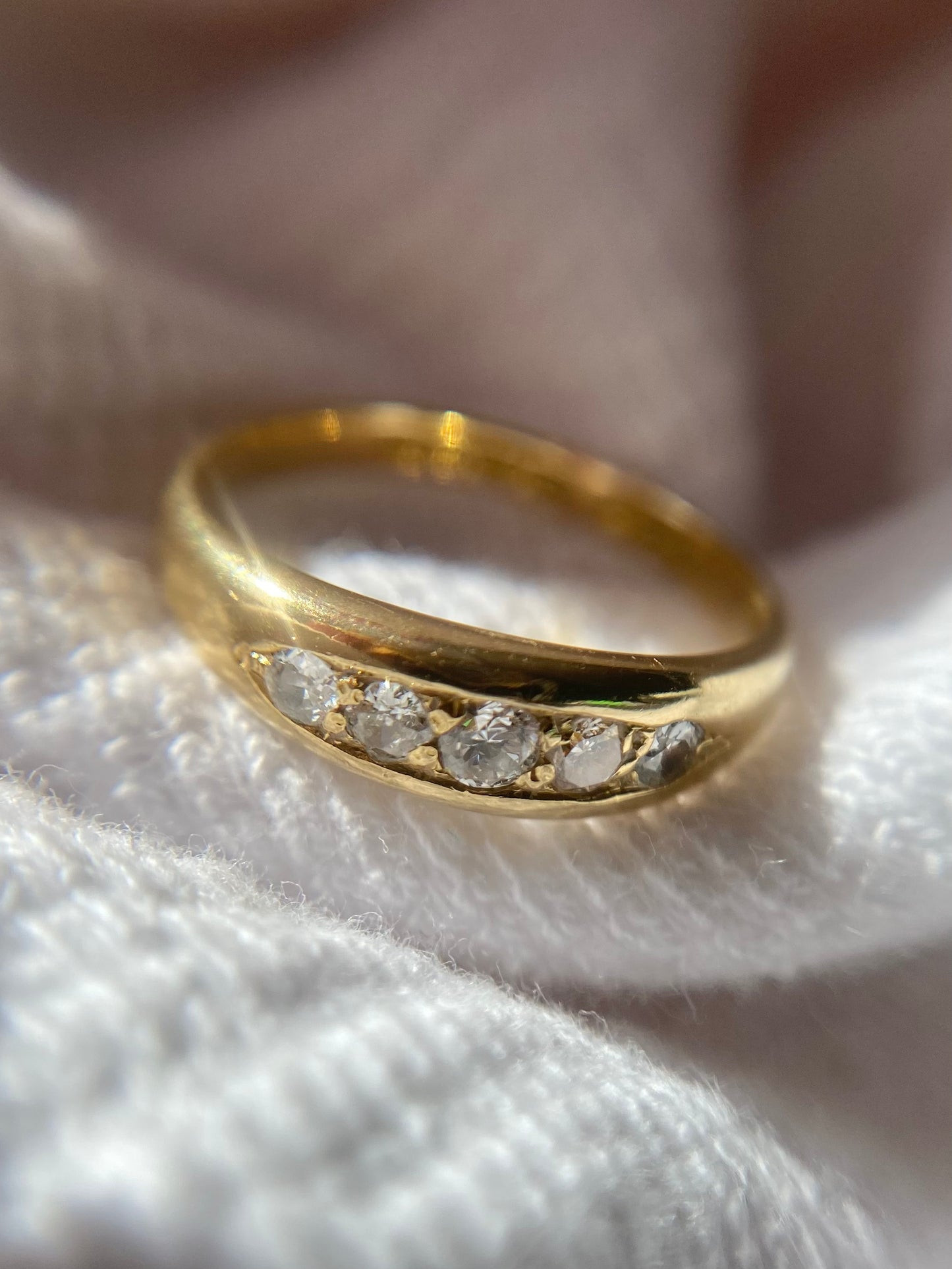 Antique 18ct Gold 5 Diamond Ring