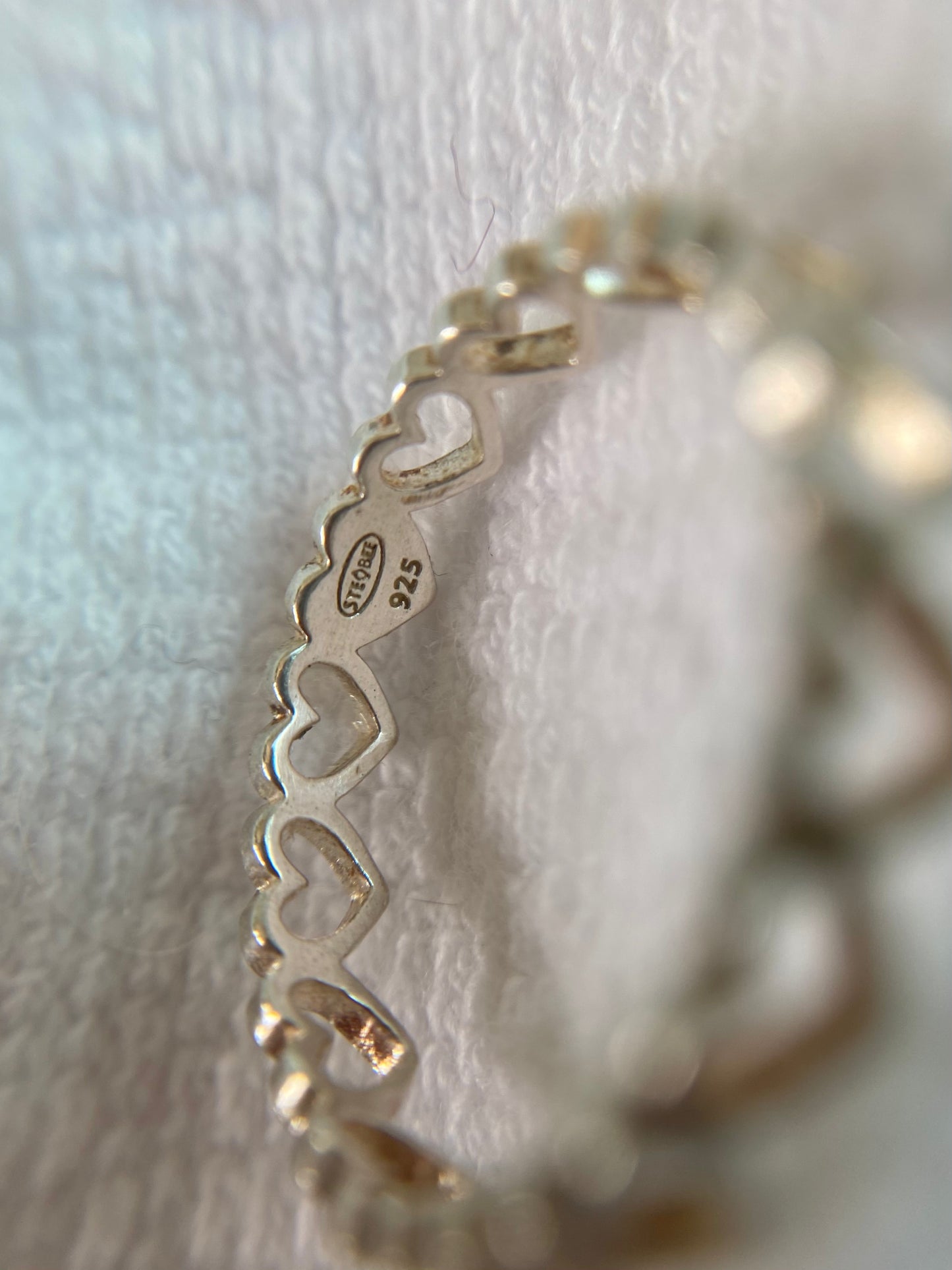 Preloved Silver Hearts Ring