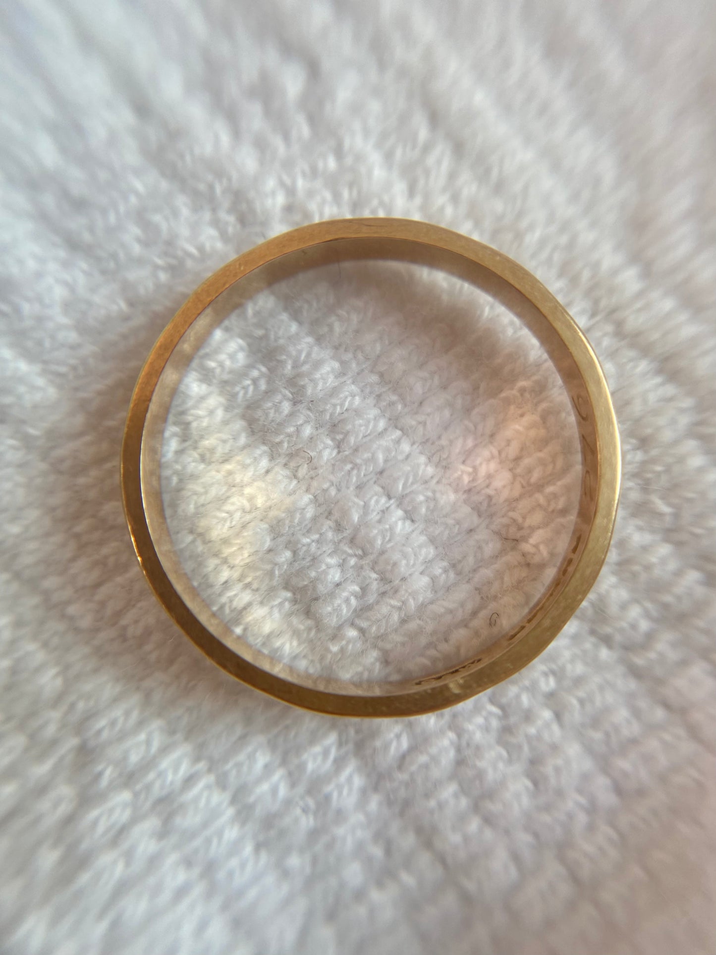 Vintage 9ct Gold Patterned Band