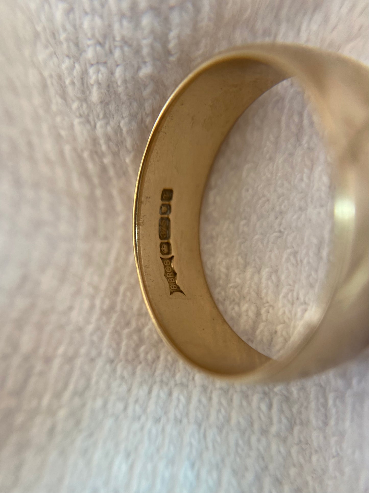 Vintage 9ct Gold "I Love You" Band Pinky Ring