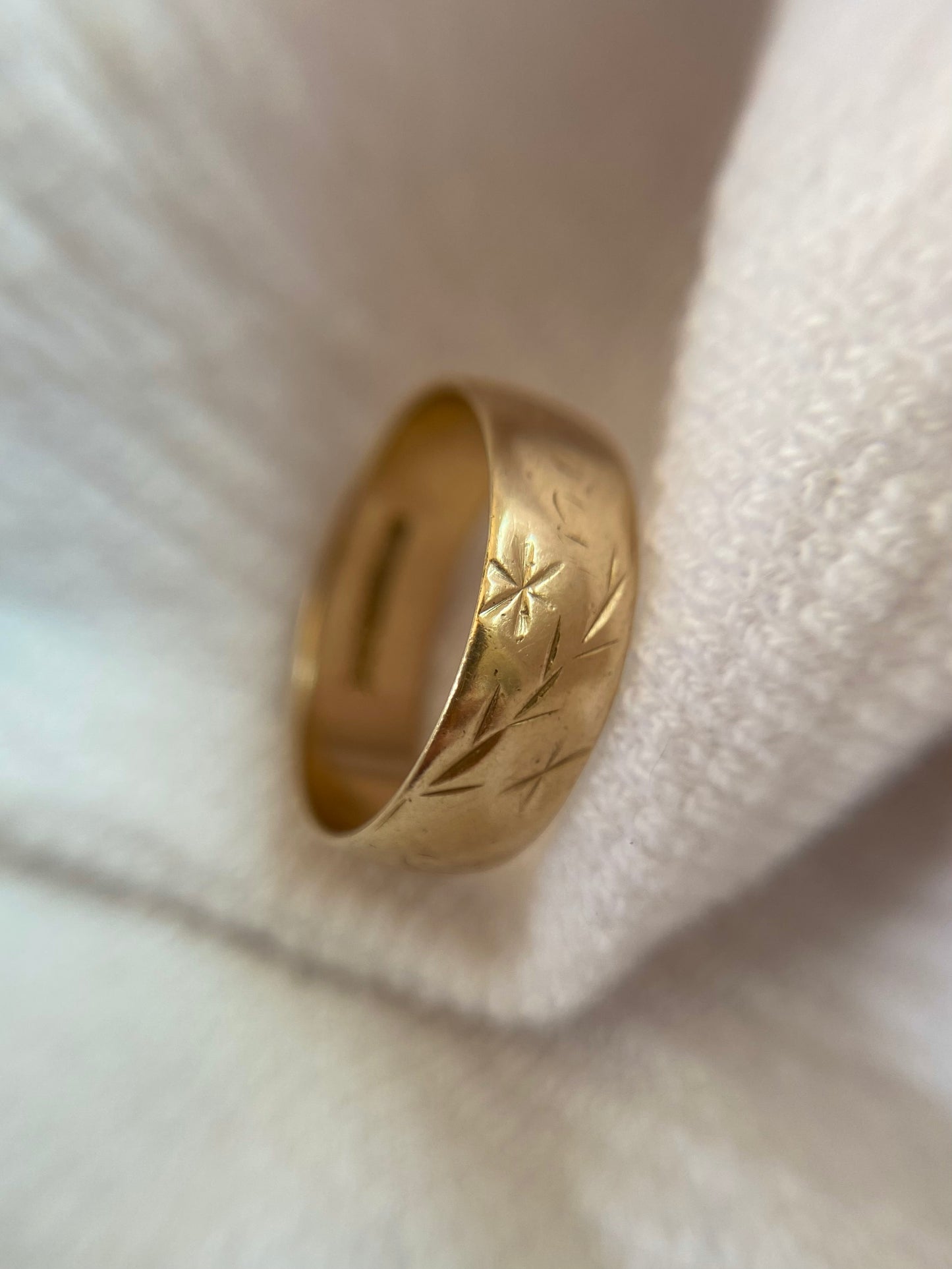 Vintage 9ct Gold "I Love You" Band Pinky Ring