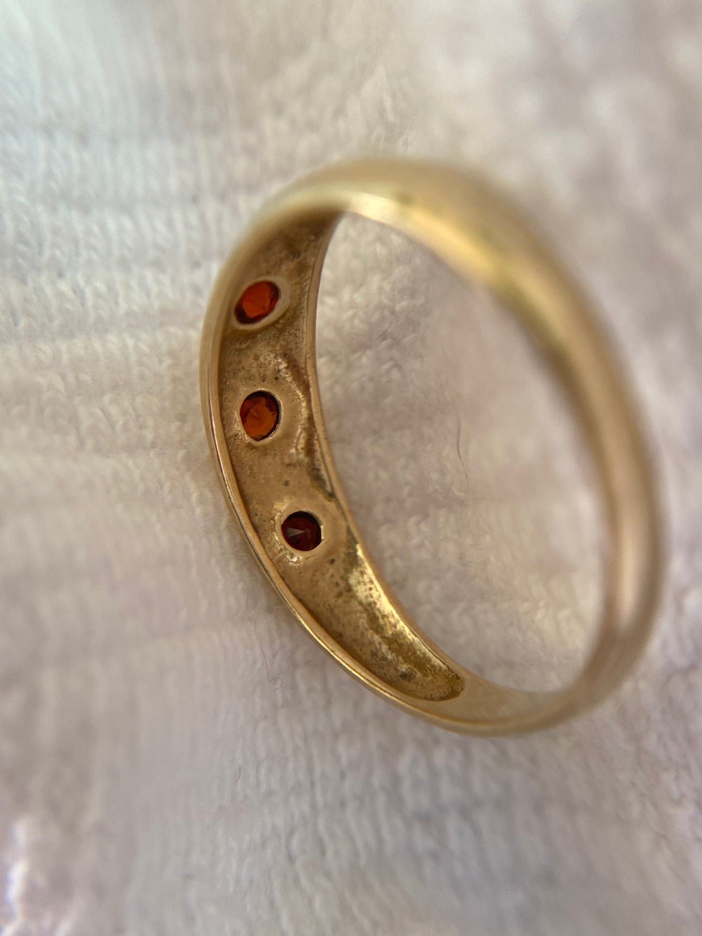 Vintage 9ct Gold Garnet Starburst Pinky Ring