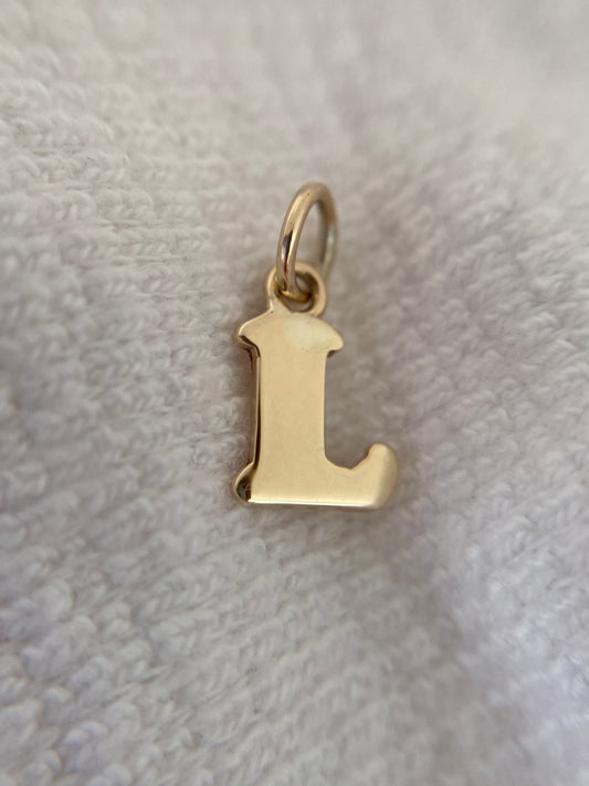 Preloved 9ct Gold Letter L Pendant
