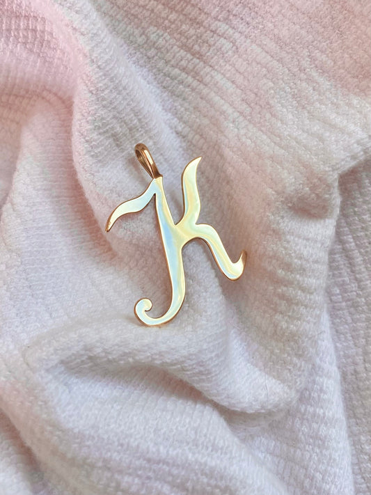 Preloved 9ct Gold Letter K Pendant