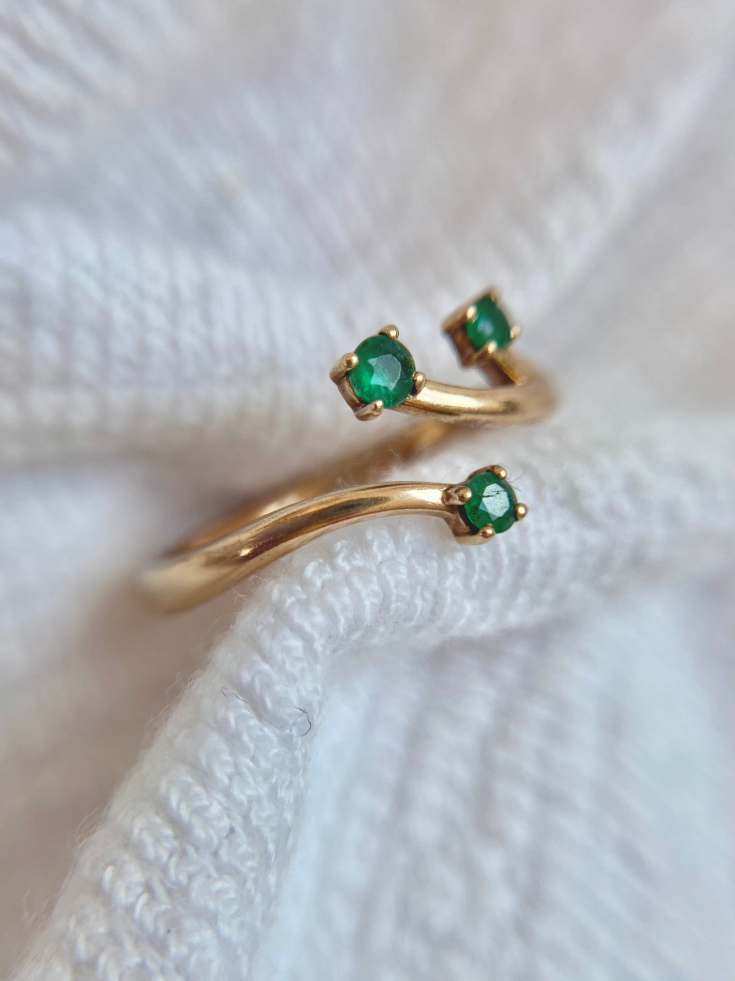 Vintage 9ct Gold Emerald Tree Ring