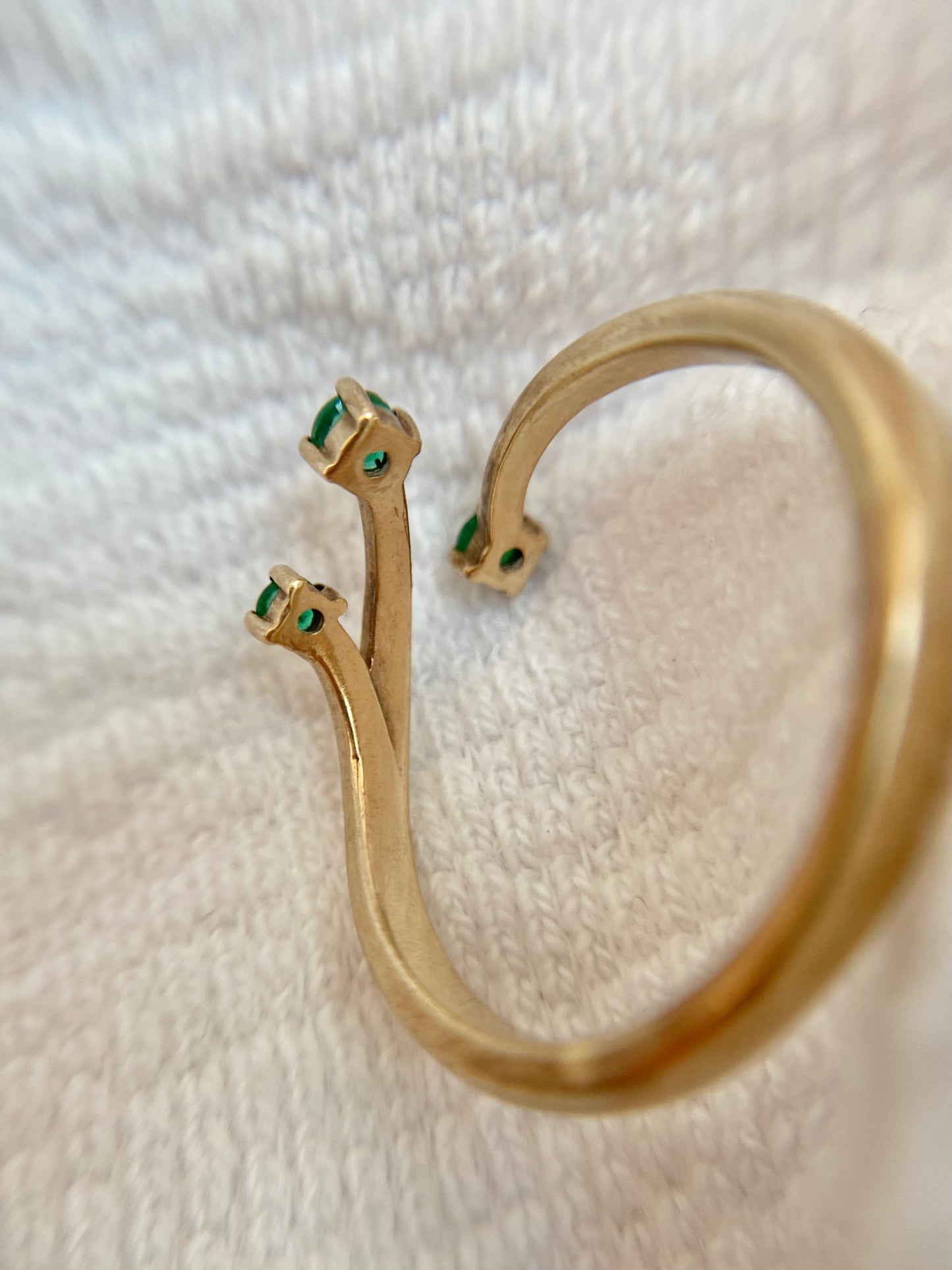 Vintage 9ct Gold Emerald Tree Ring