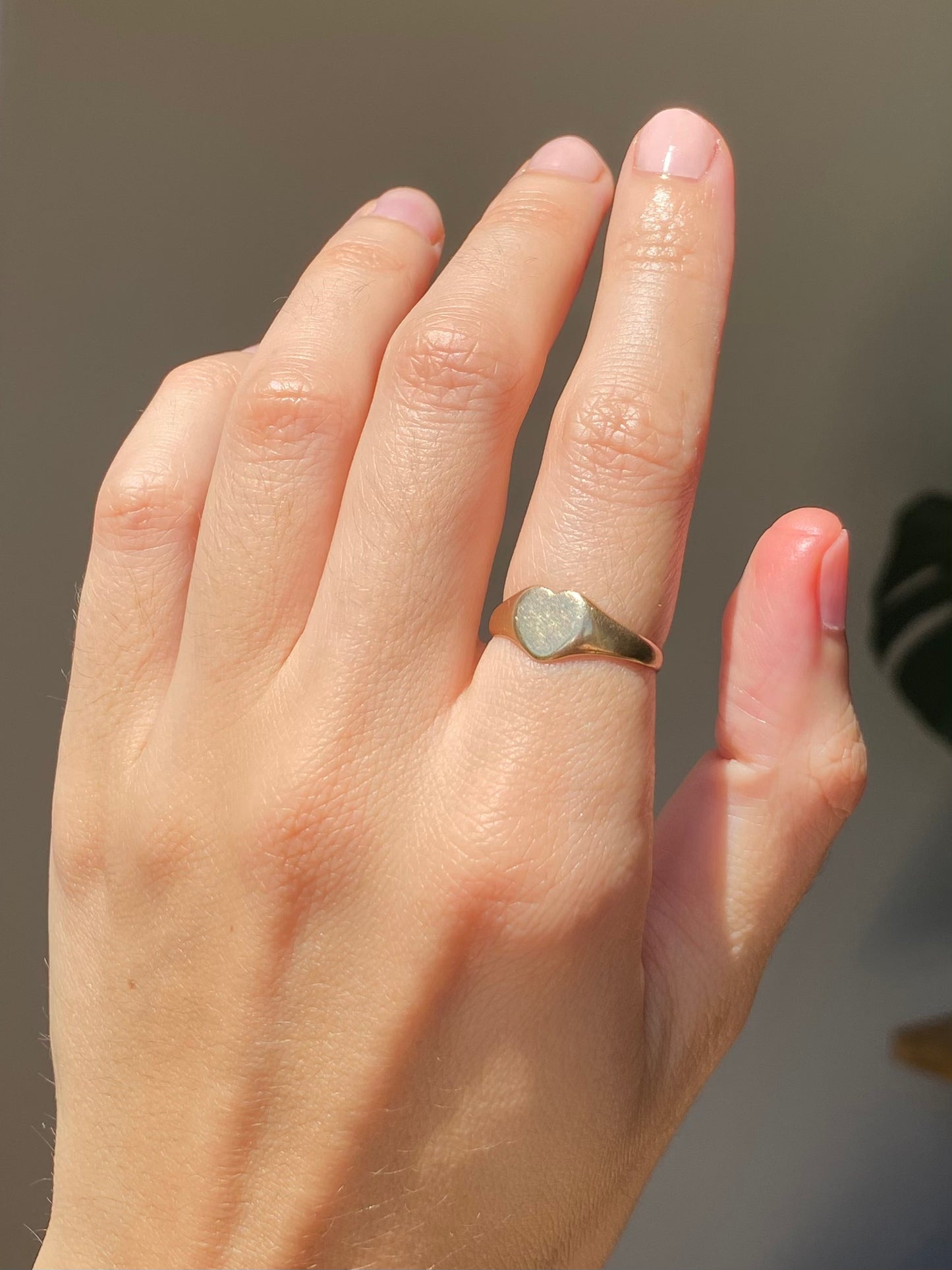 Vintage 9ct Gold Plain Heart Ring