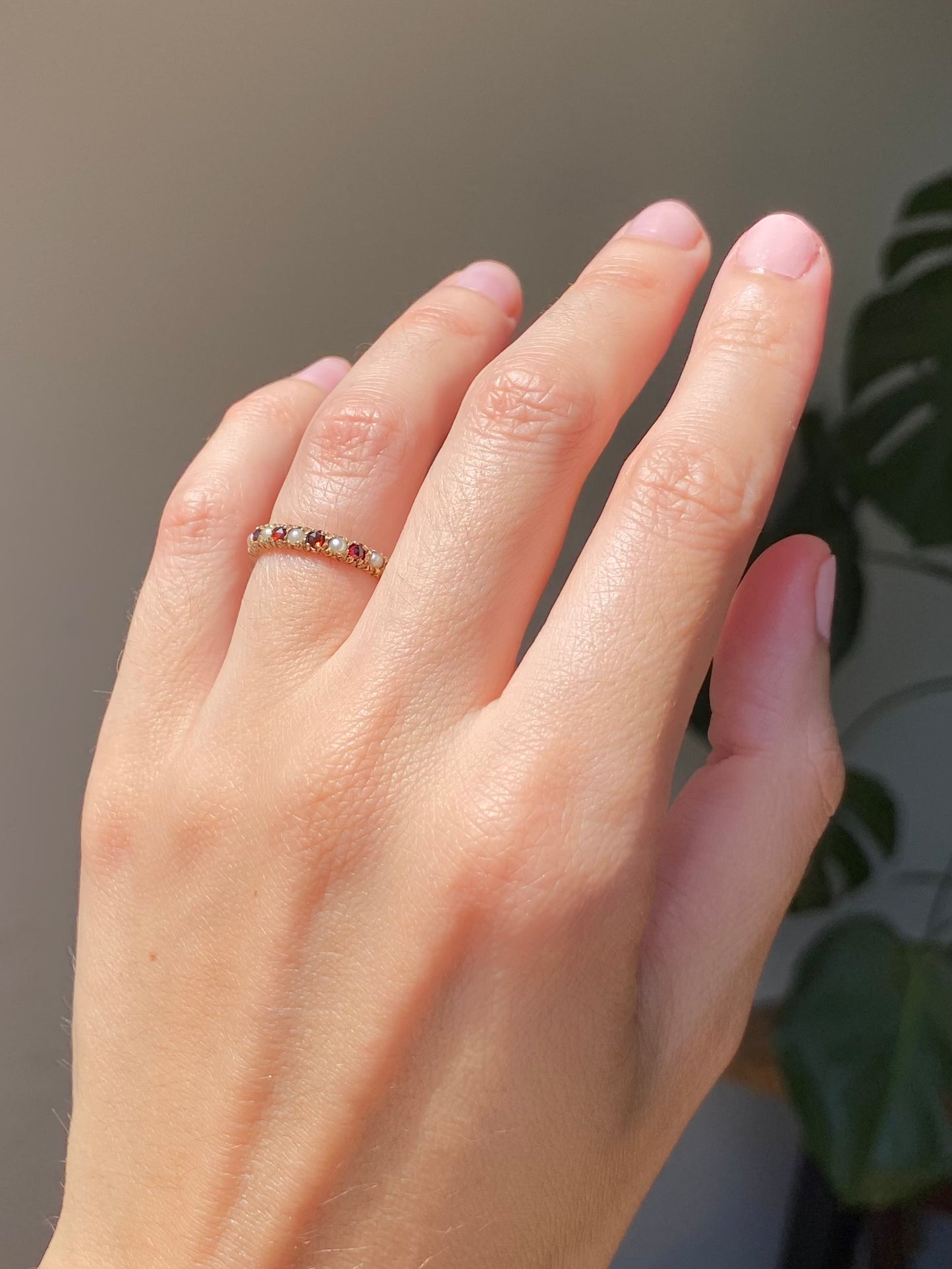 Vintage 9ct Gold Garnet + Pearl Eternity Ring