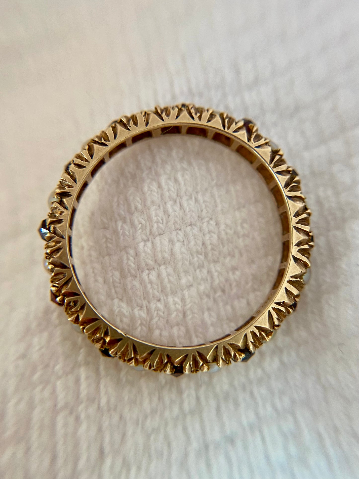 Vintage 9ct Gold Garnet + Pearl Eternity Ring