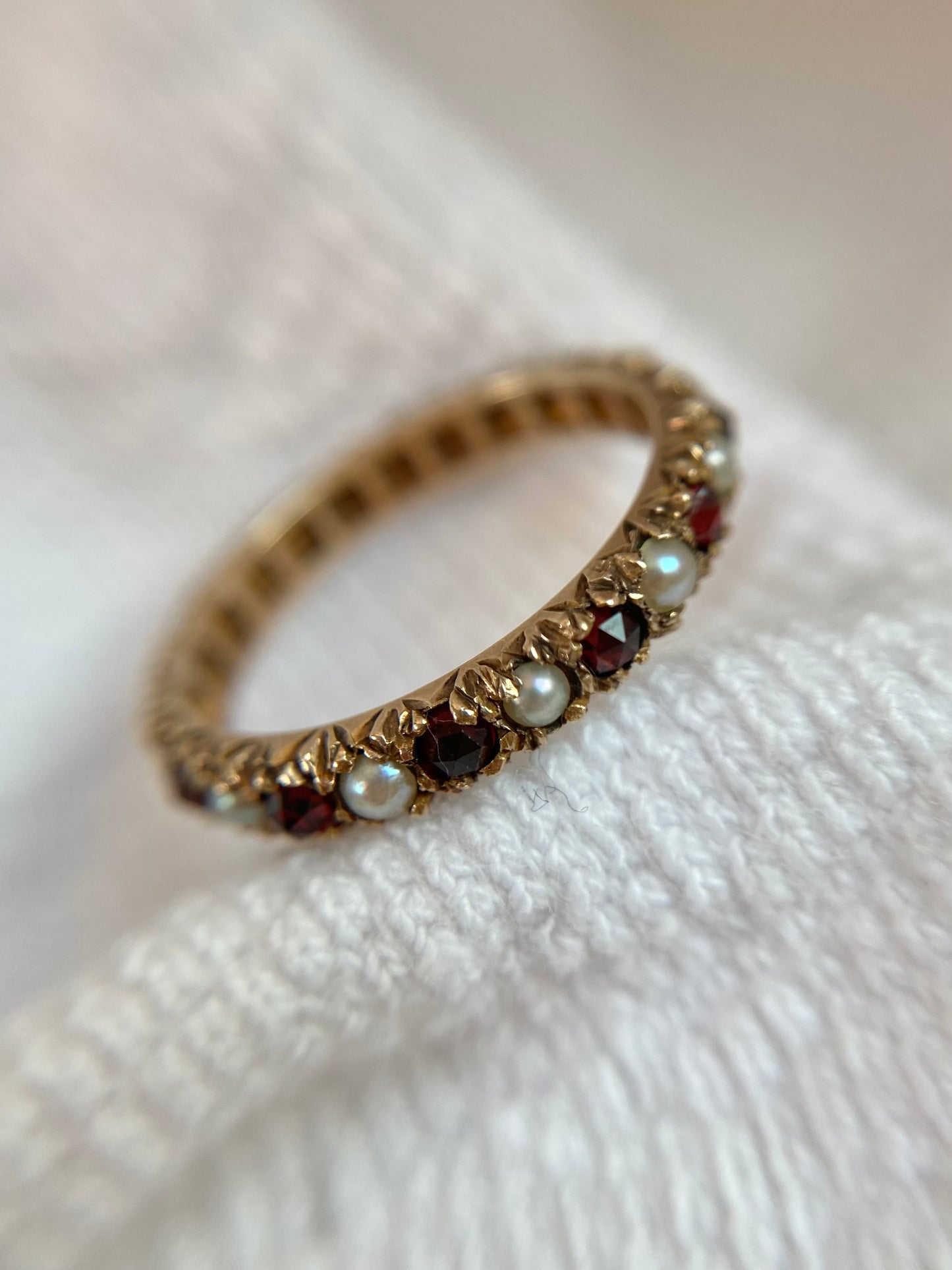 Vintage 9ct Gold Garnet + Pearl Eternity Ring