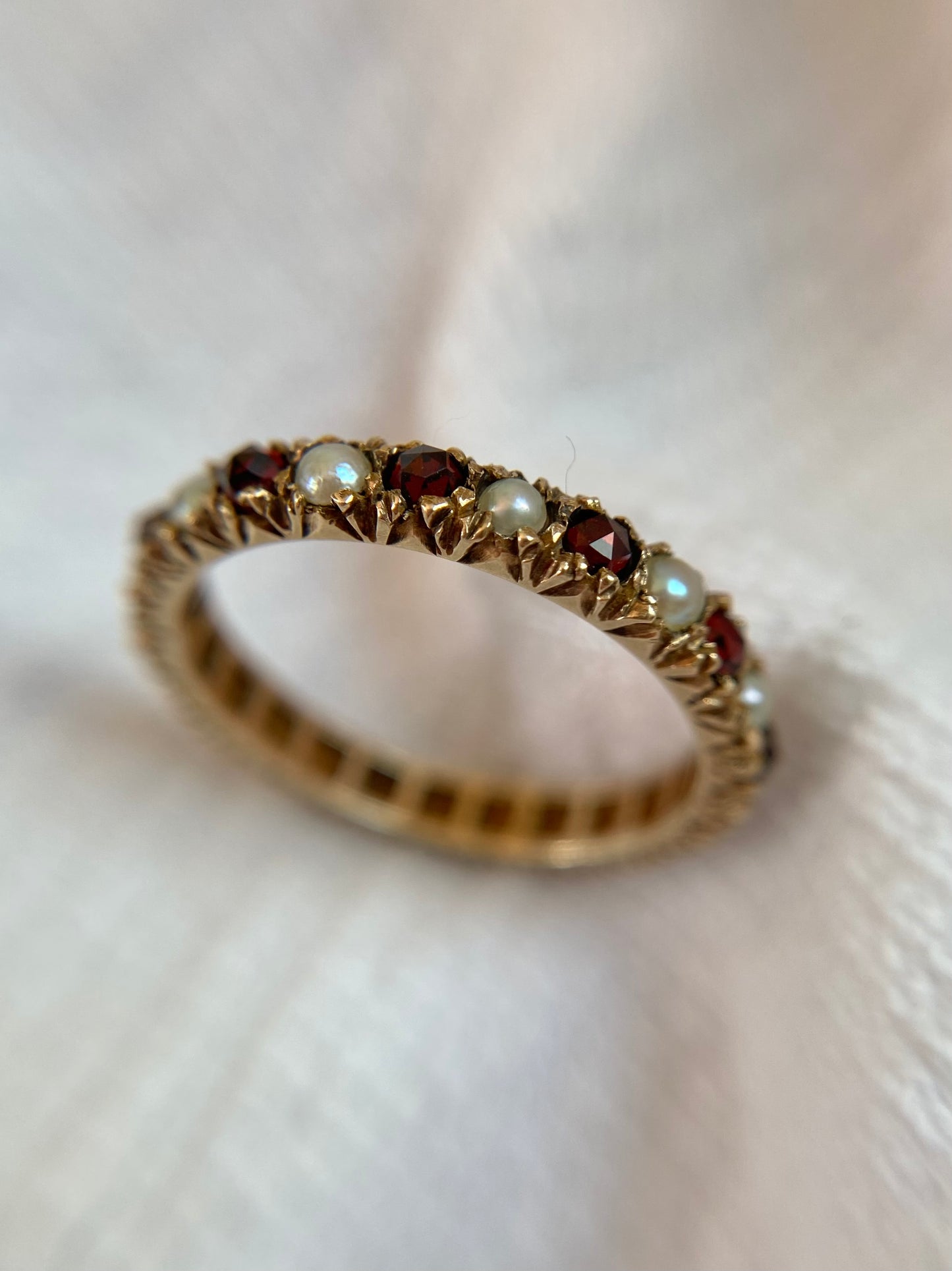 Vintage 9ct Gold Garnet + Pearl Eternity Ring