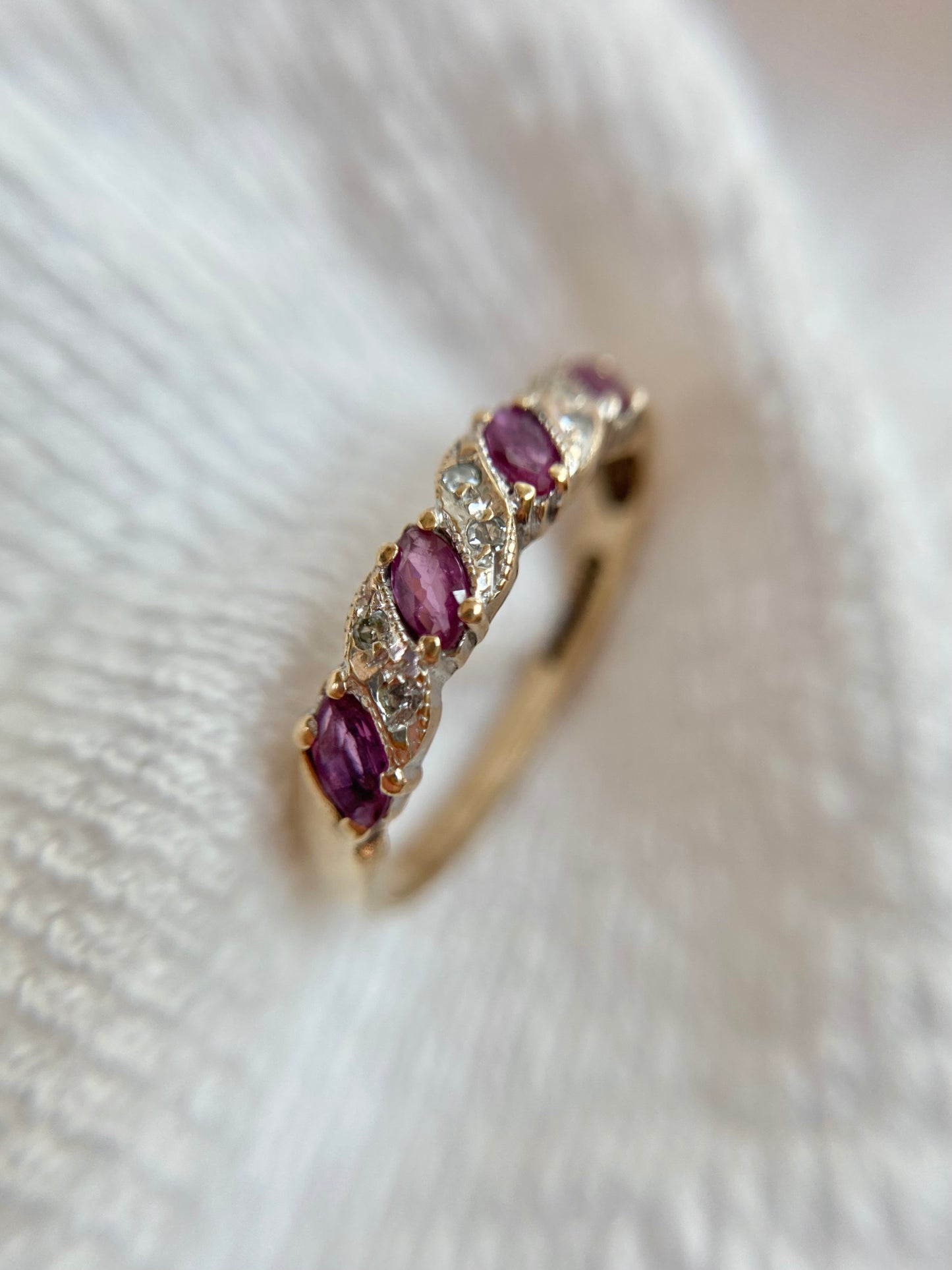 Vintage 9ct Gold Topaz + Diamond Ring