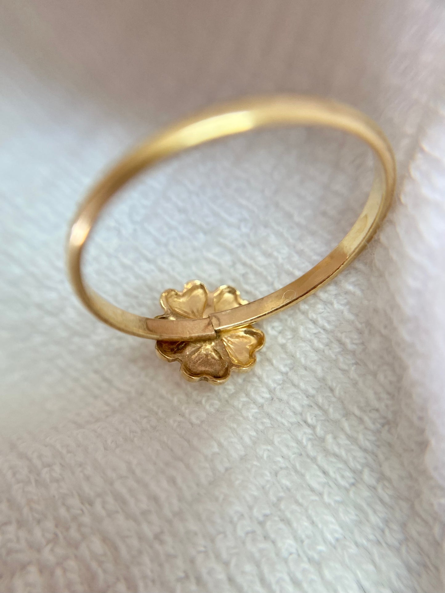 Preloved 18ct Gold Flower Ring