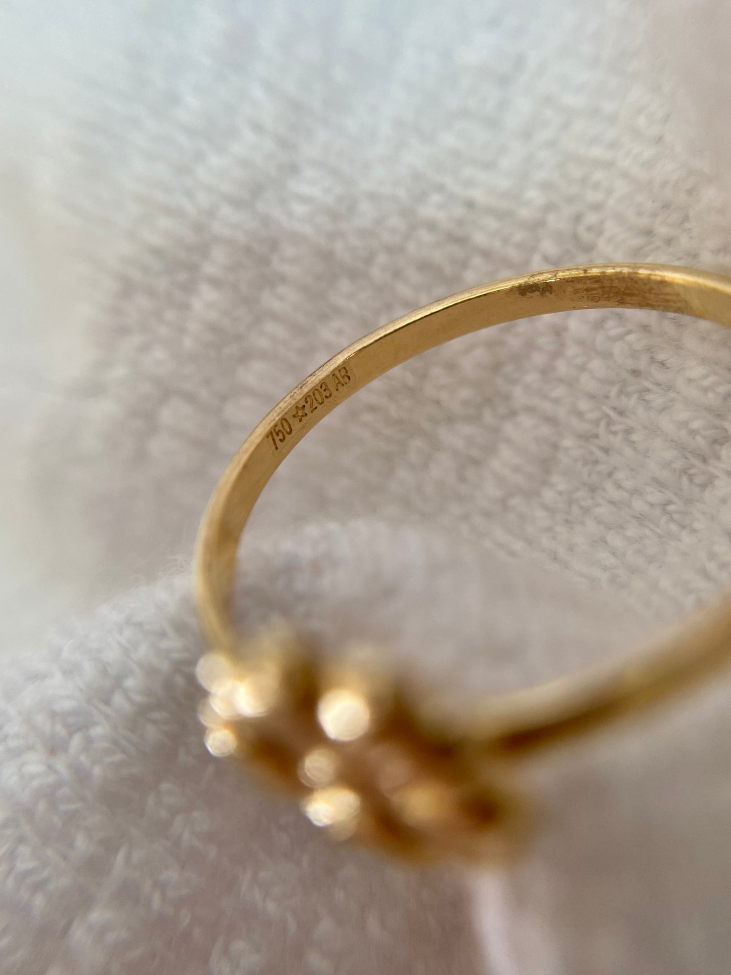 Preloved 18ct Gold Flower Ring