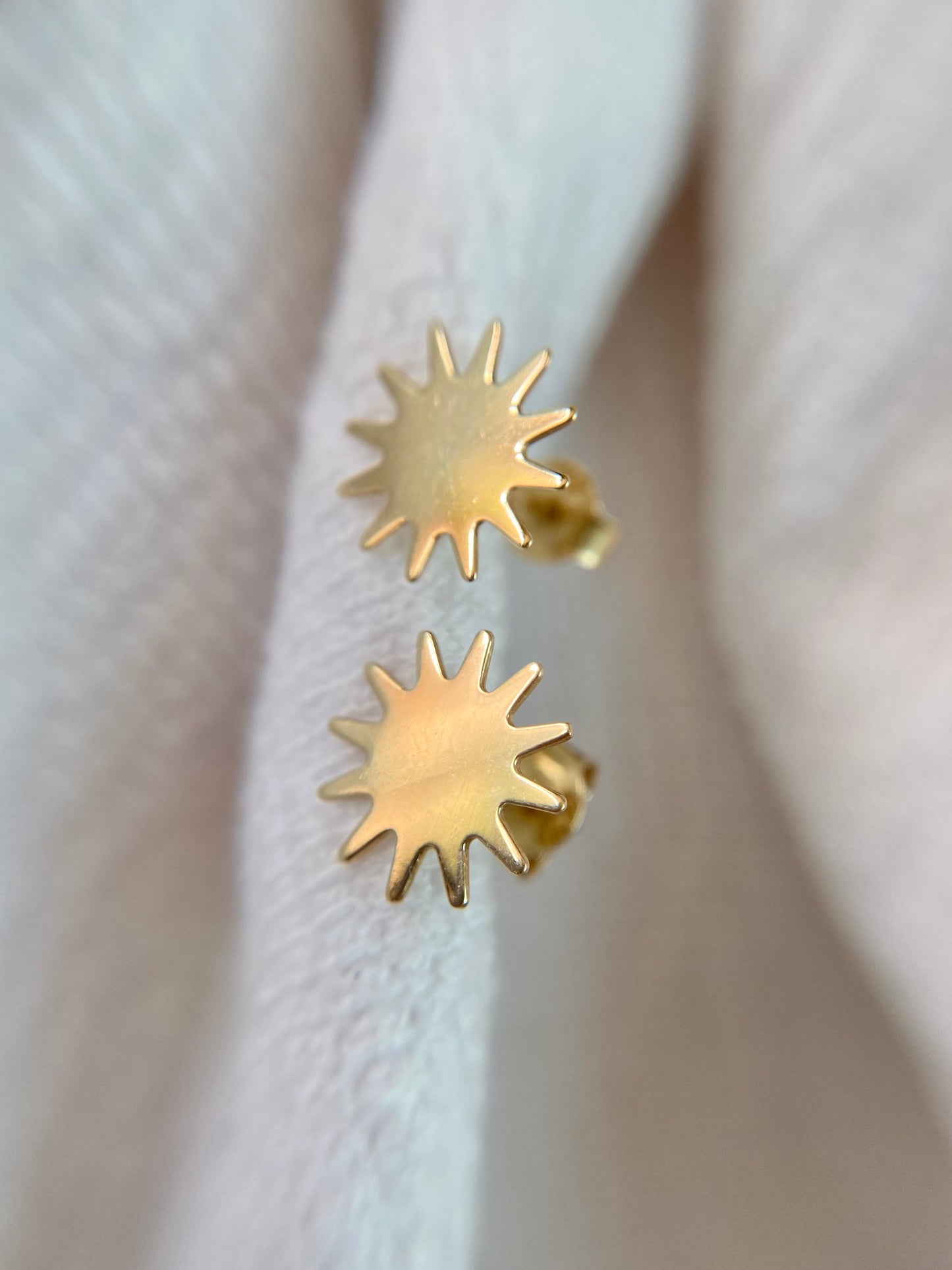 Preloved 14ct Gold Sun Studs