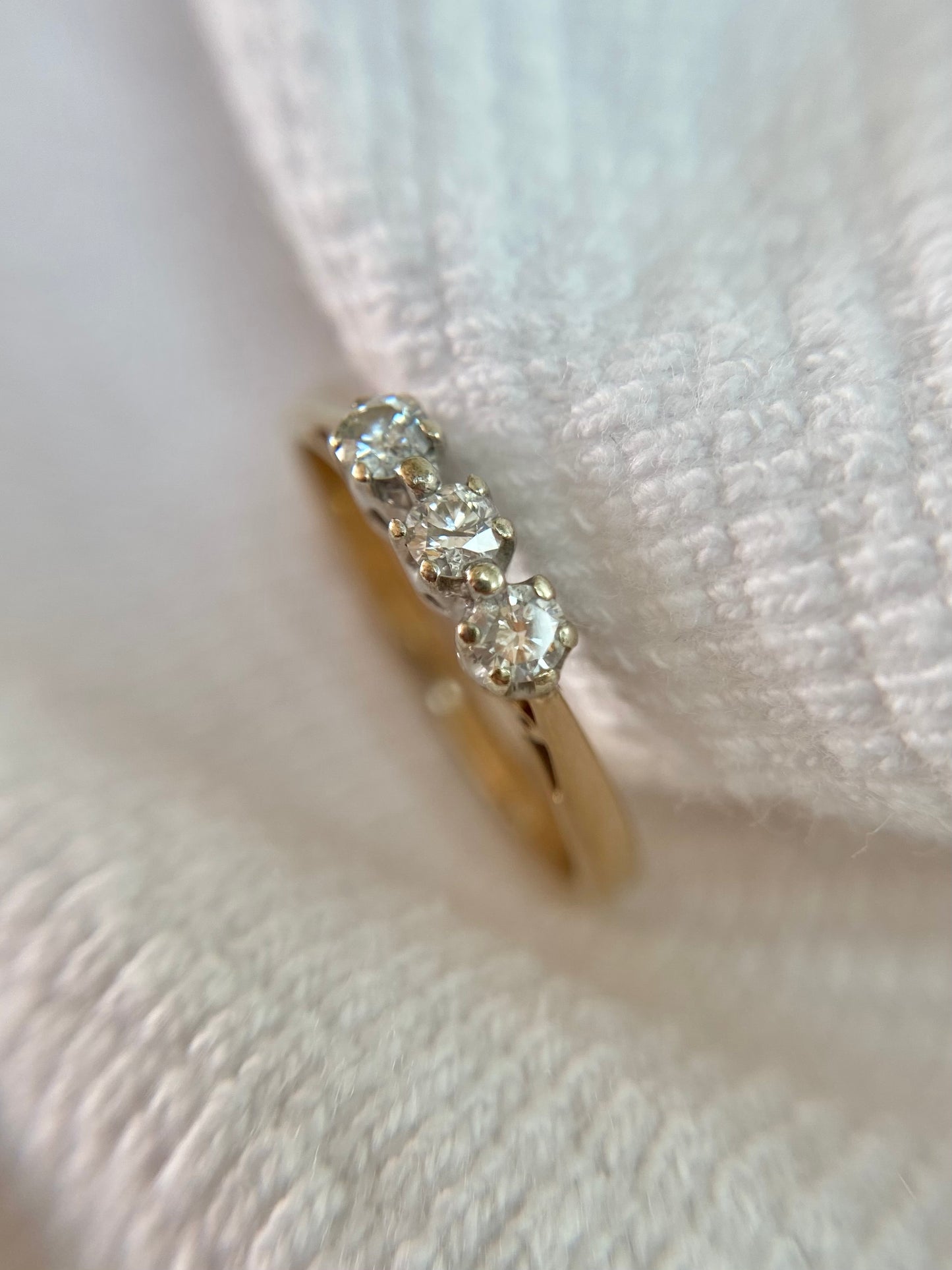 Vintage 9ct Gold Diamond Trilogy Ring