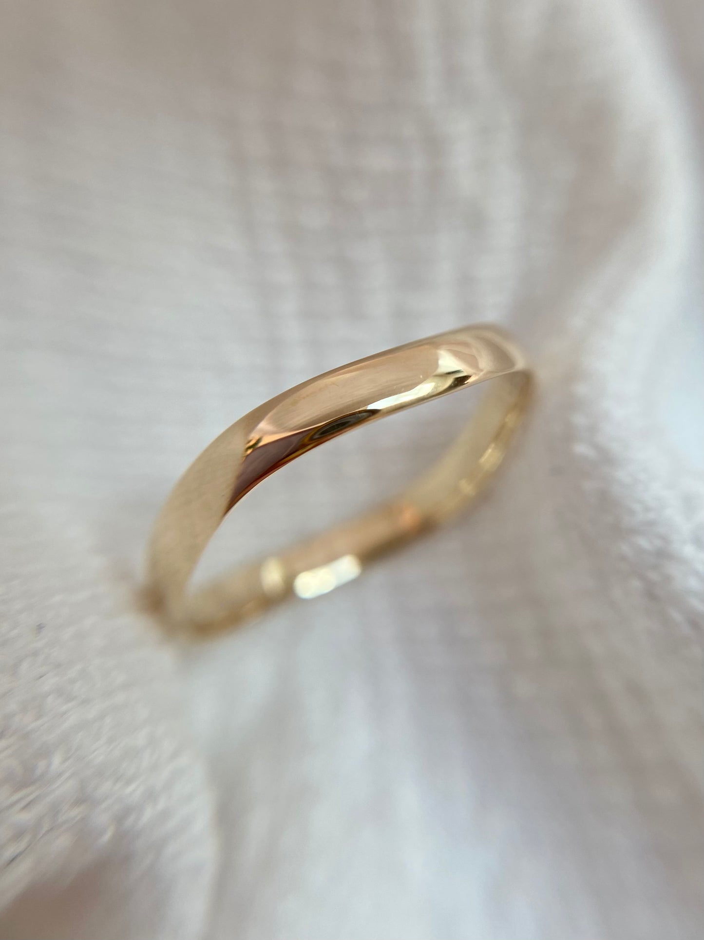 Vintage 9ct Gold Wavy Band