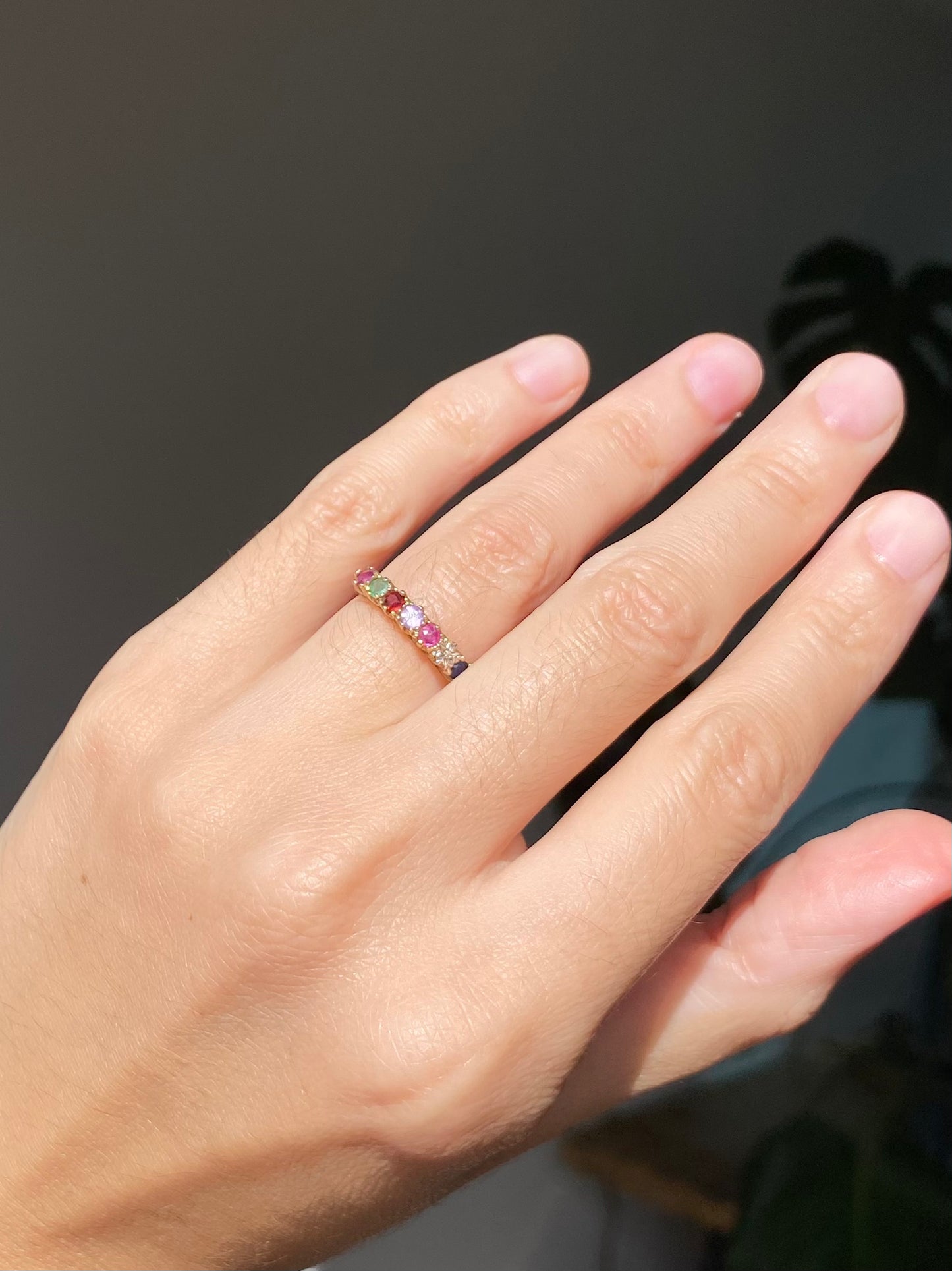 Vintage 9ct Gold REGARDS Ring