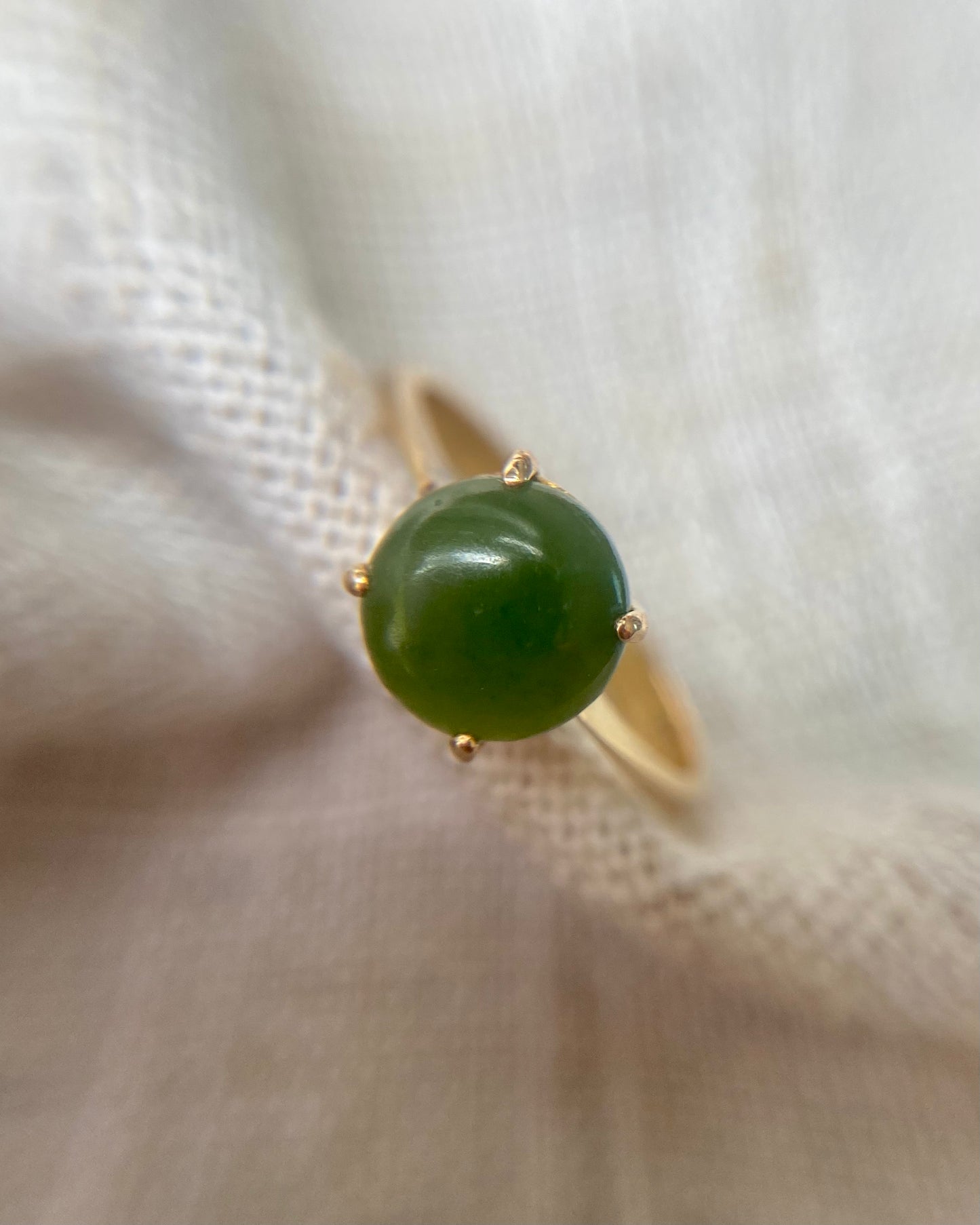 Preloved 14k Gold Jade Solitaire Ring