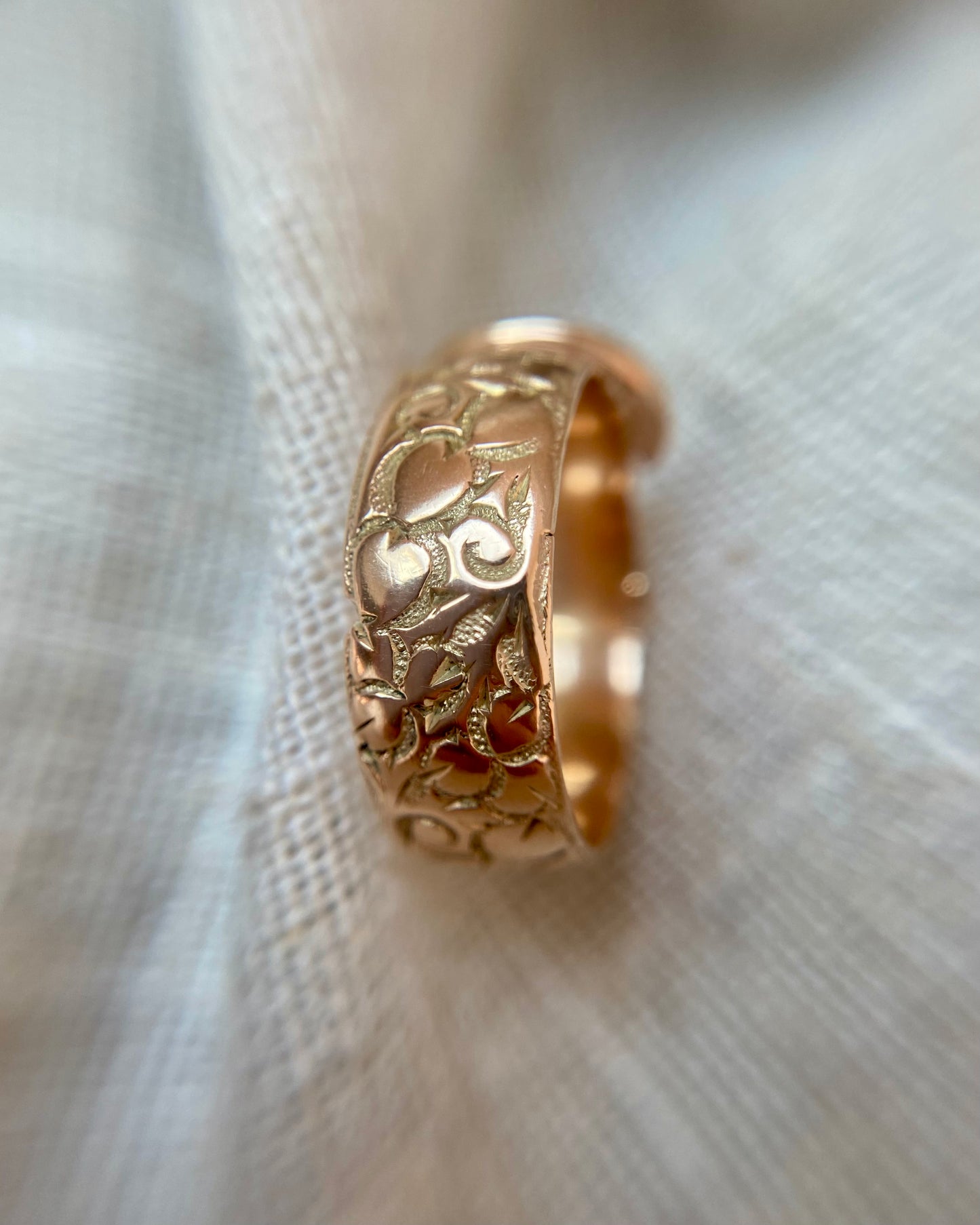 Antique 9ct Gold Ivy Buckle Ring