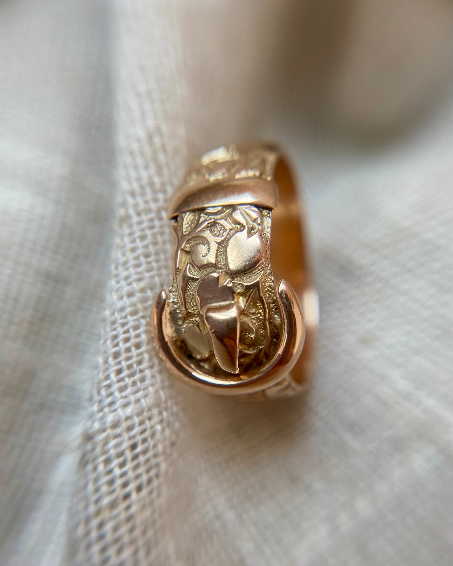 Antique 9ct Gold Ivy Buckle Ring