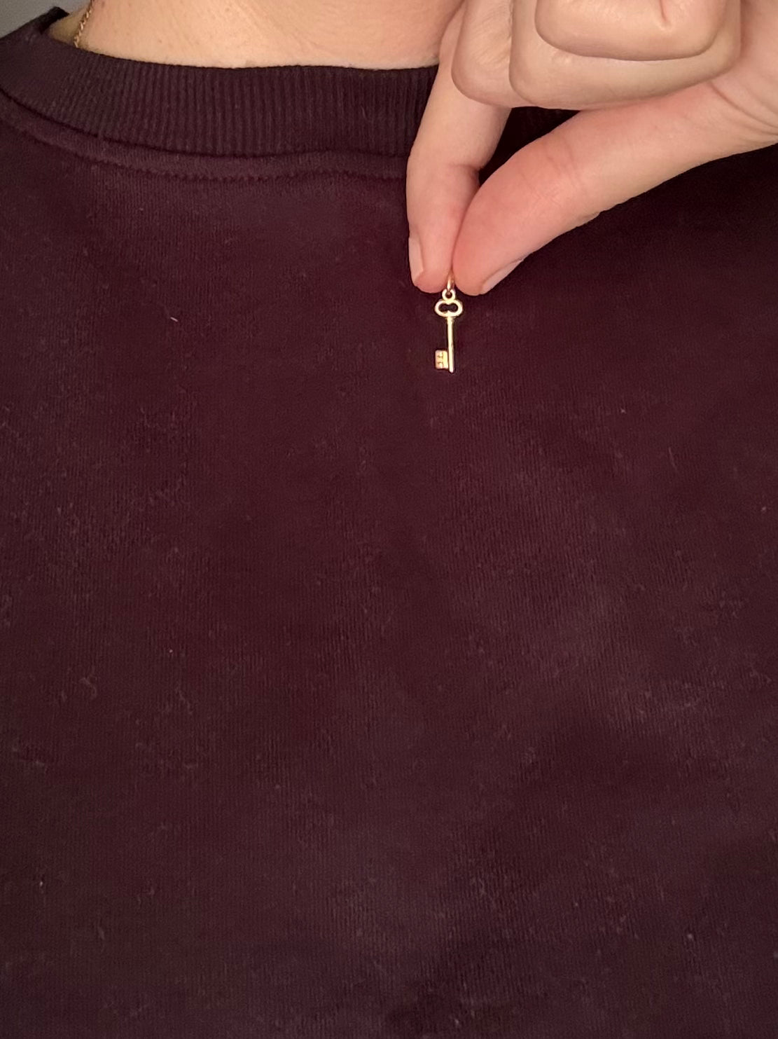 Preloved 18ct Gold Small Key Pendant