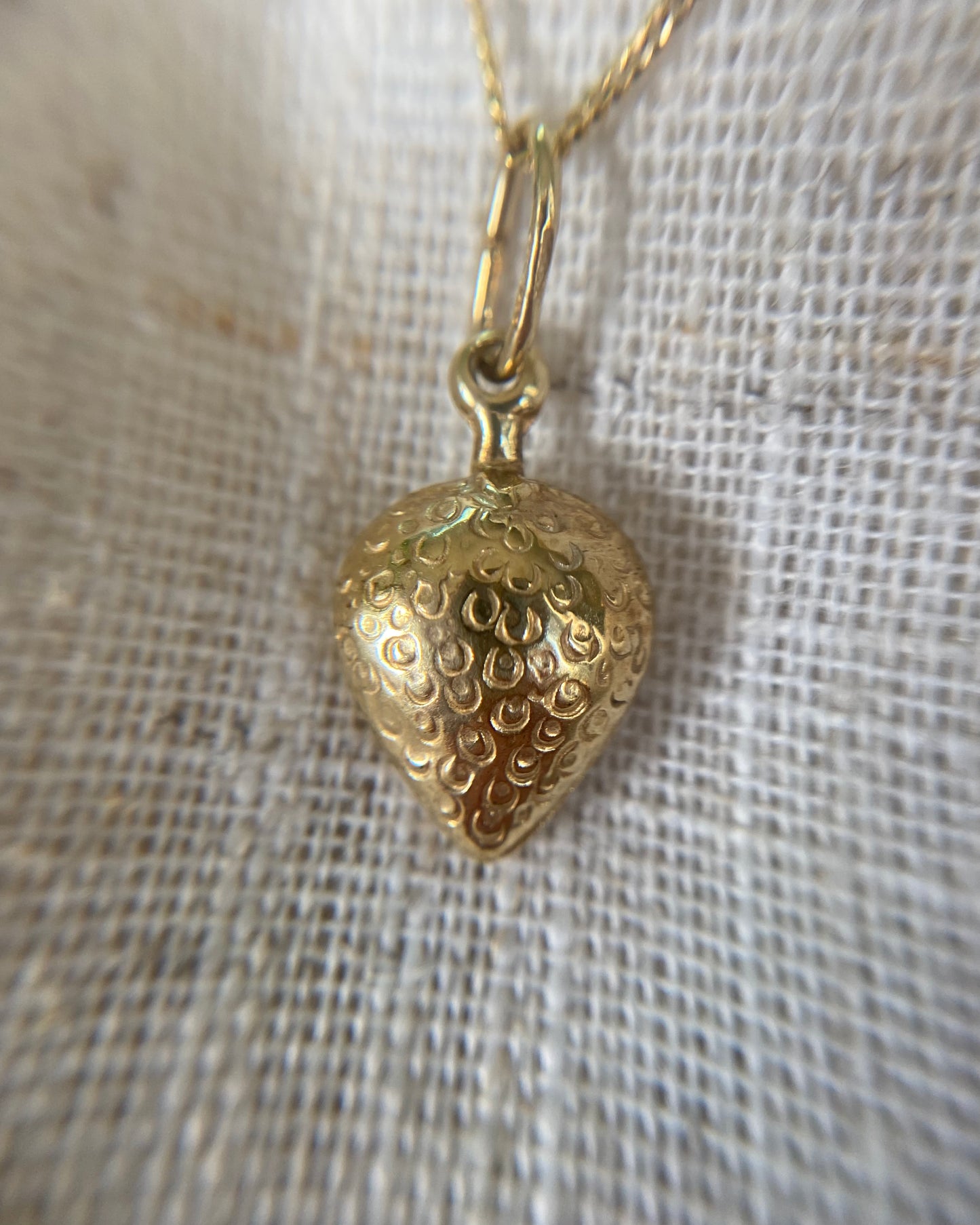 Vintage 9ct Gold Strawberry Pendant and Chain