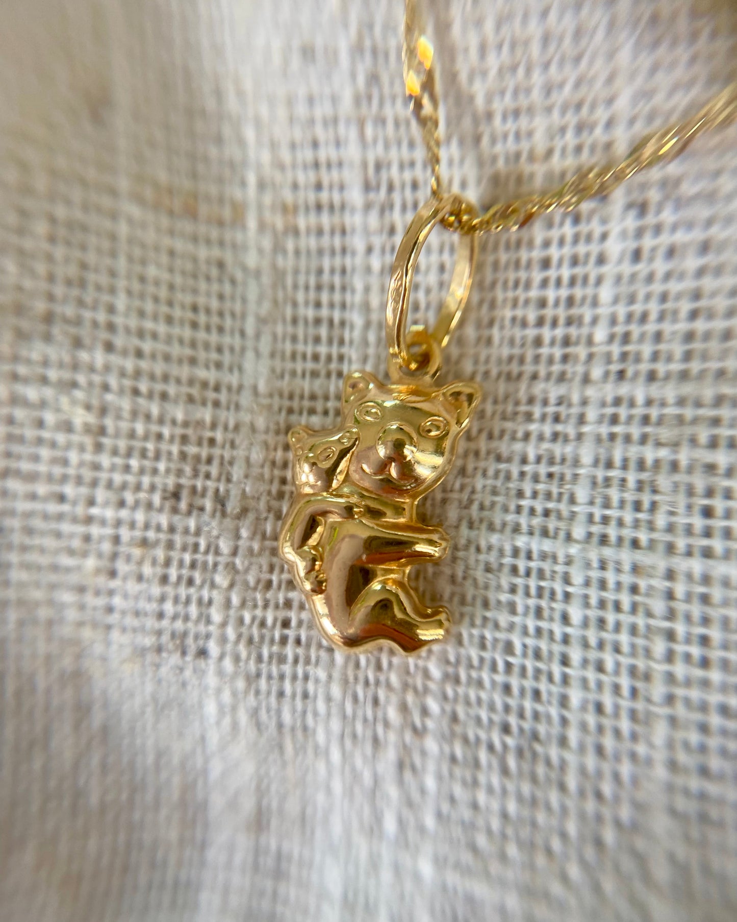 Vintage 9ct Gold Koala Pendant and Chain